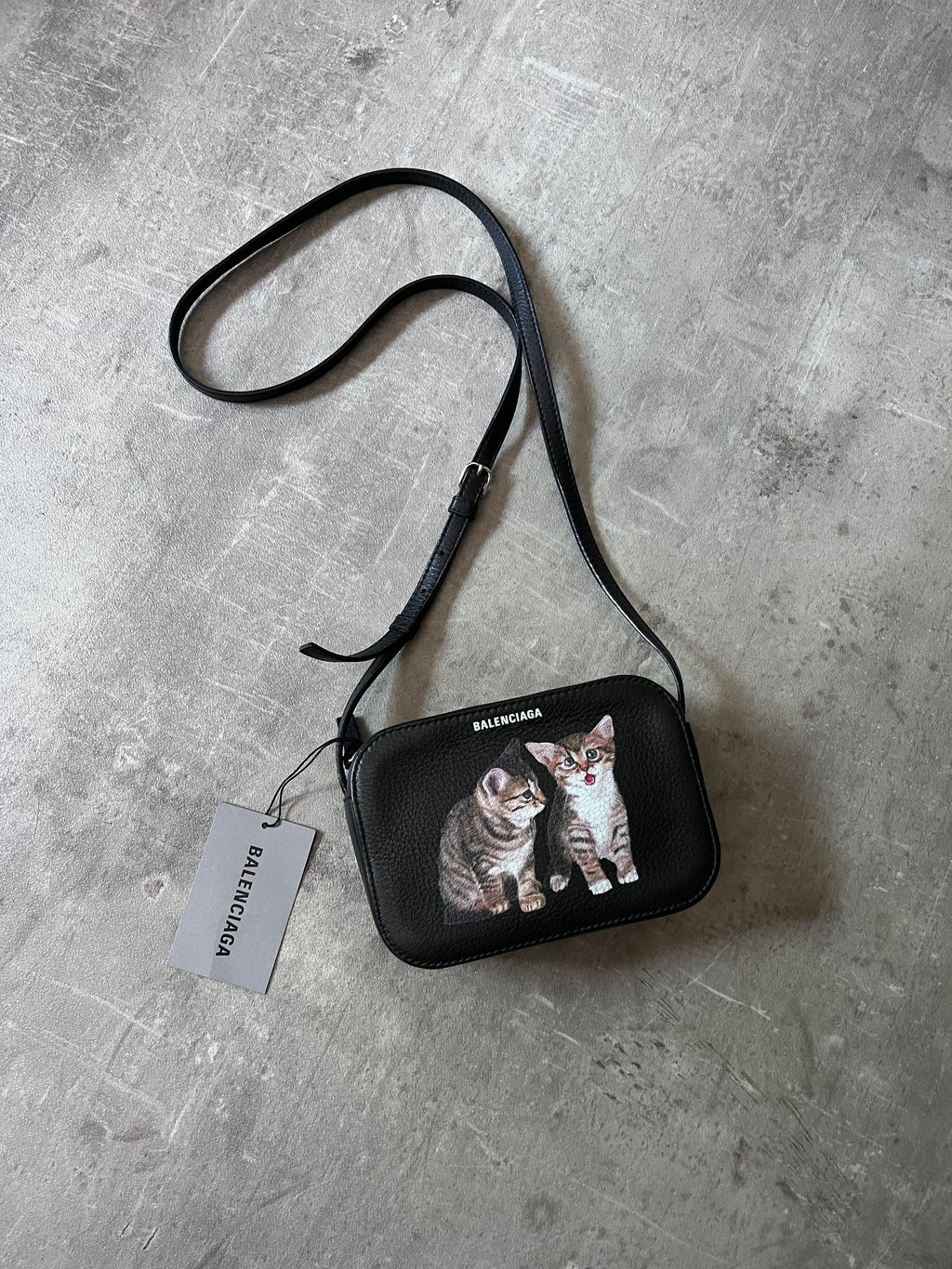 F/W 2018 Balenciaga Kitten Print Leather Shoulder Camer Bag Black