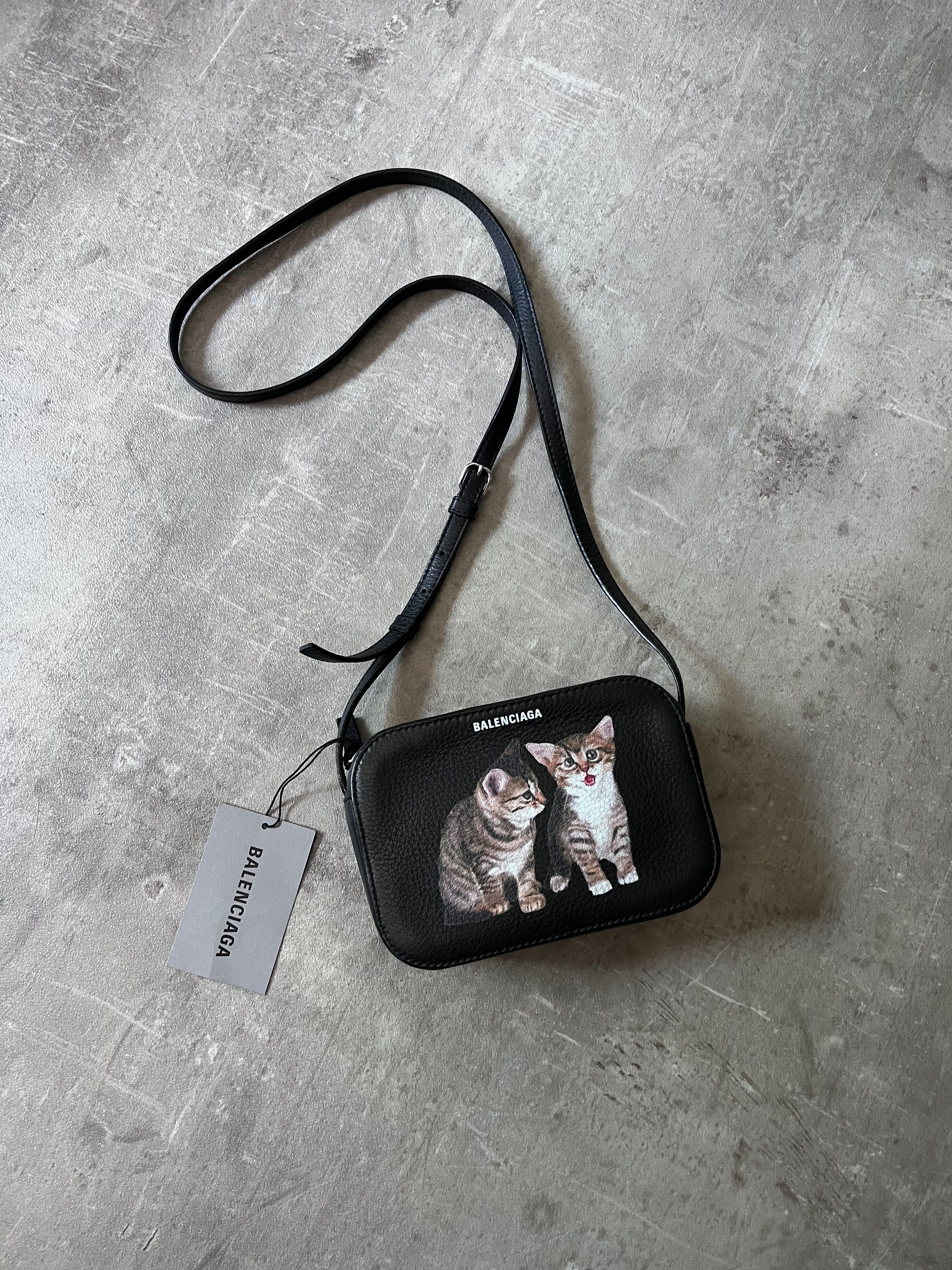 F/W 2018 Balenciaga Kitten Print Leather Shoulder Camer Bag Black