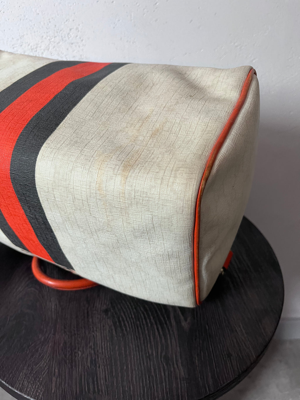Gucci Limited Edition GG Supreme Boston Canvas Handbag White Red