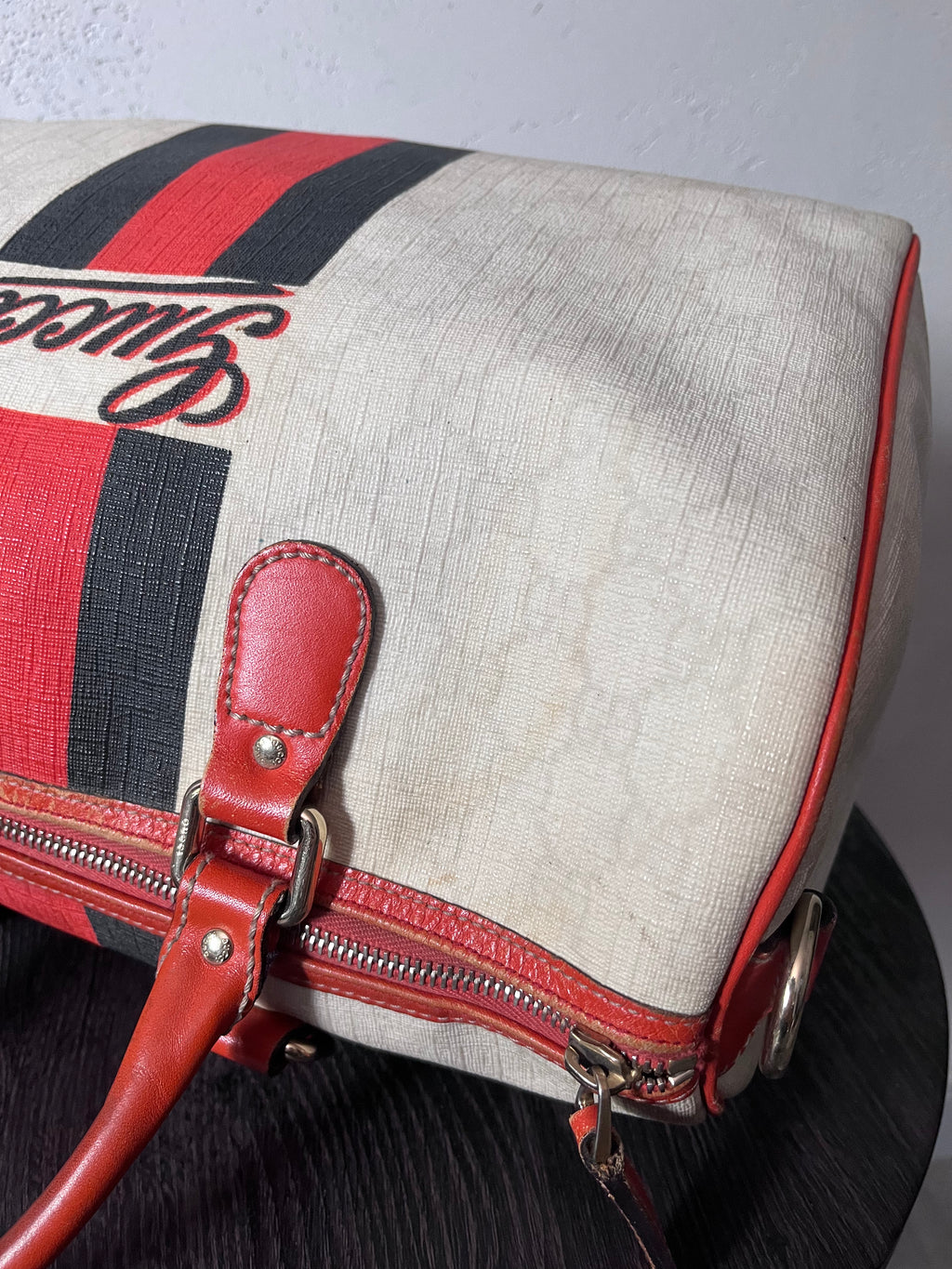 Gucci Limited Edition GG Supreme Boston Canvas Handbag White Red