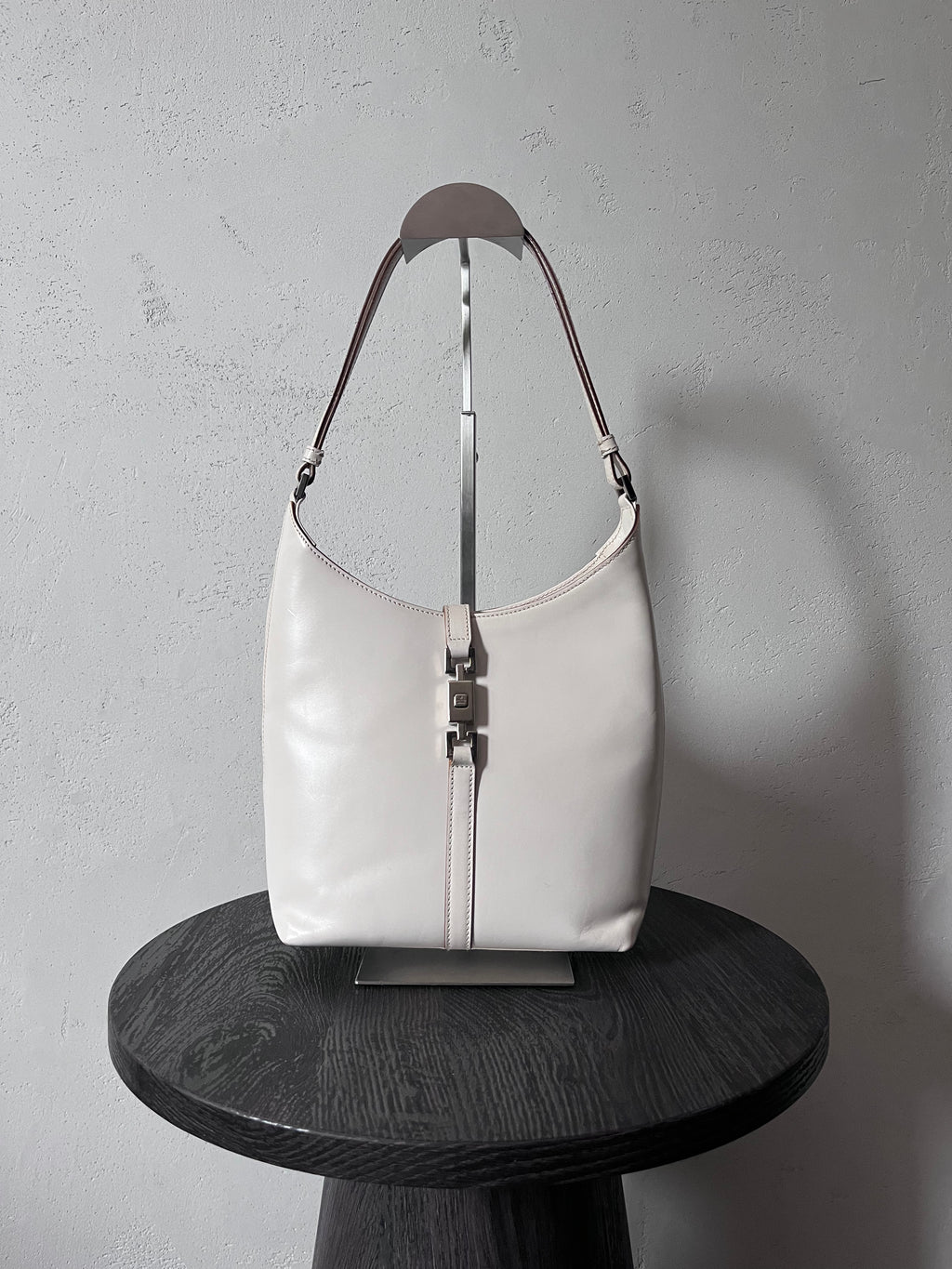 2000s Gucci by Tom Ford Jackie Shoulder Bag White