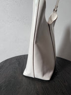 2000s Gucci by Tom Ford Jackie Shoulder Bag White