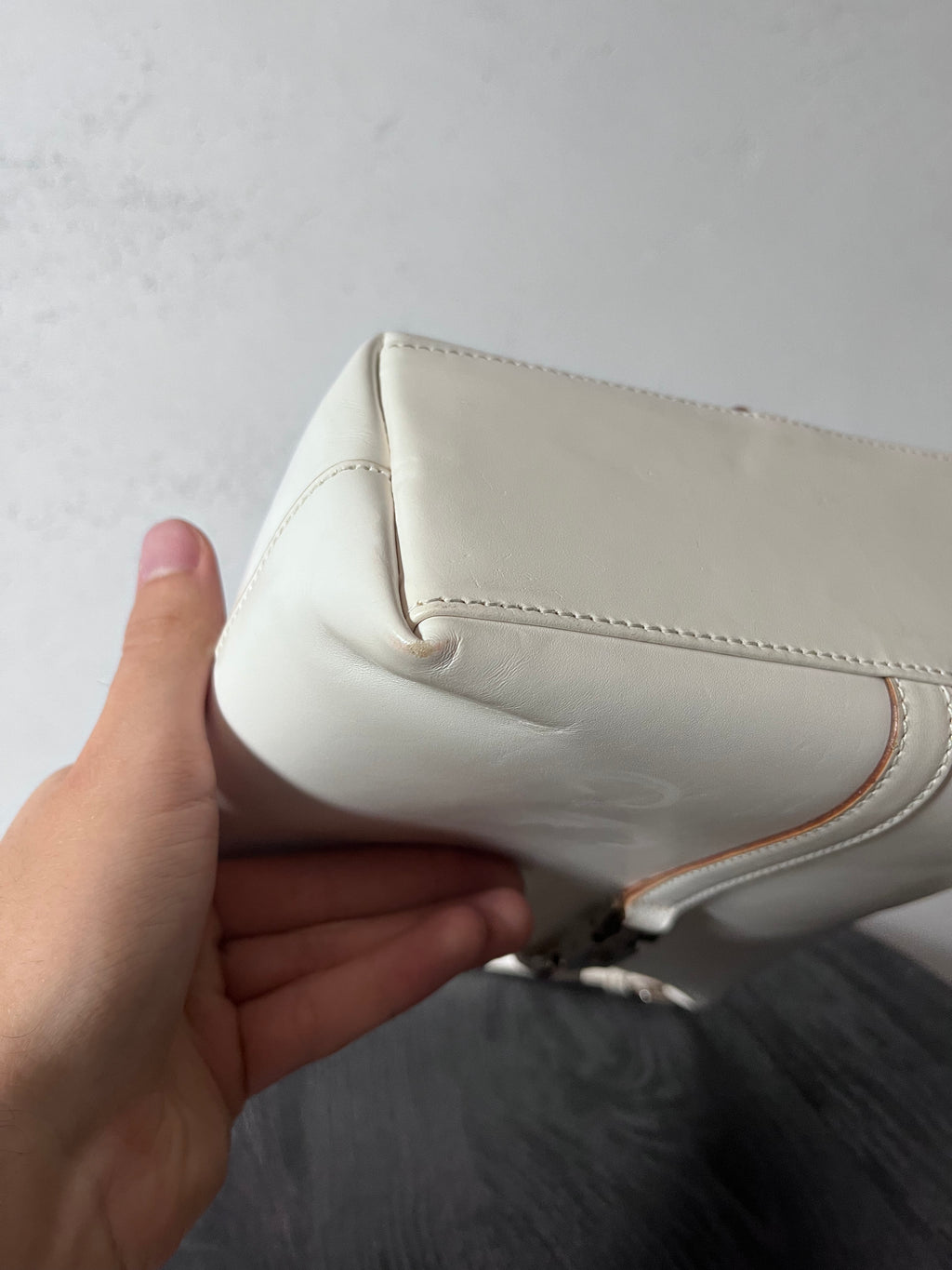 2000s Gucci by Tom Ford Jackie Shoulder Bag White