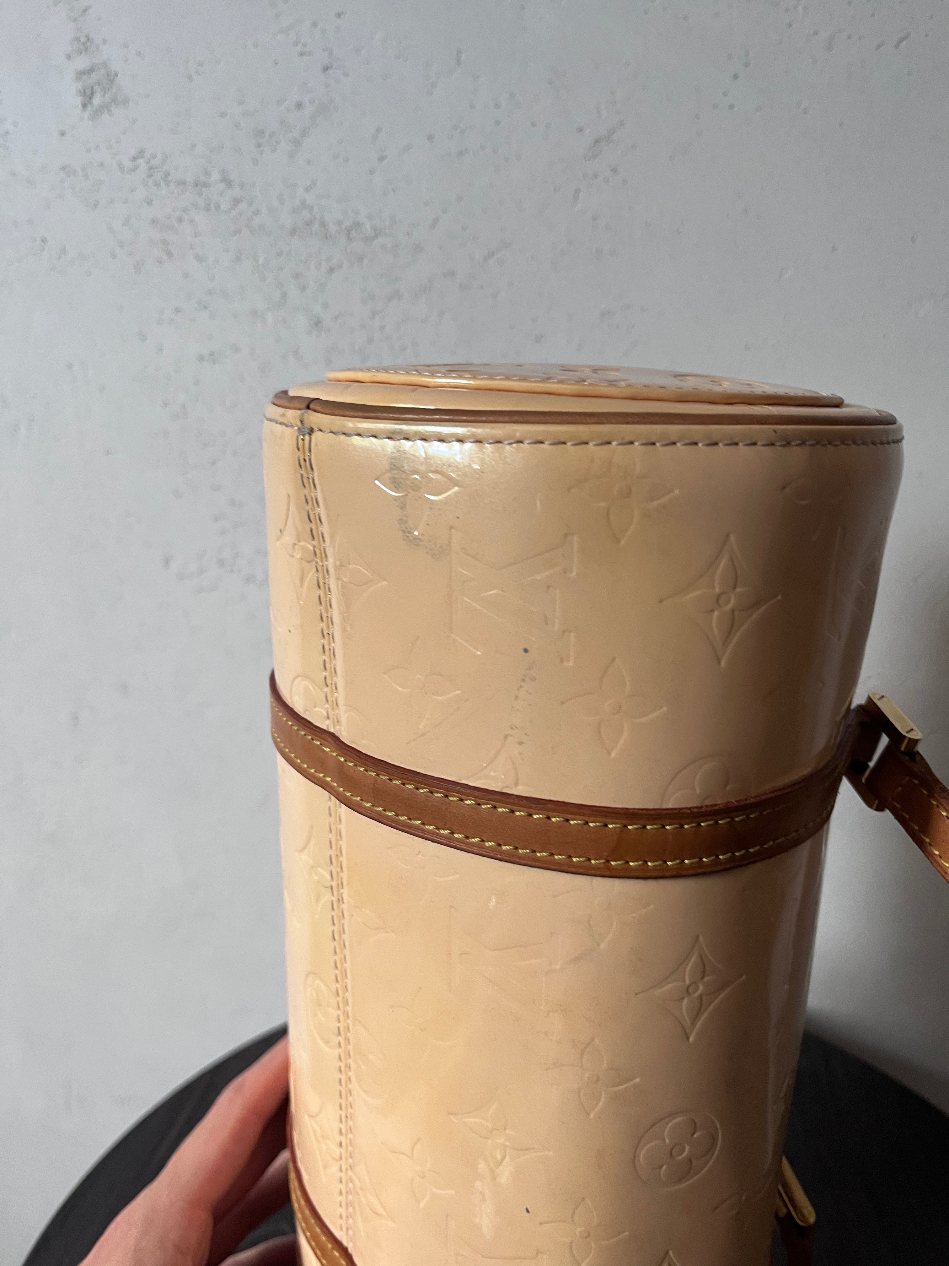 2000s Louis Vuitton Vernis Bedford Shoulder Bag Beige