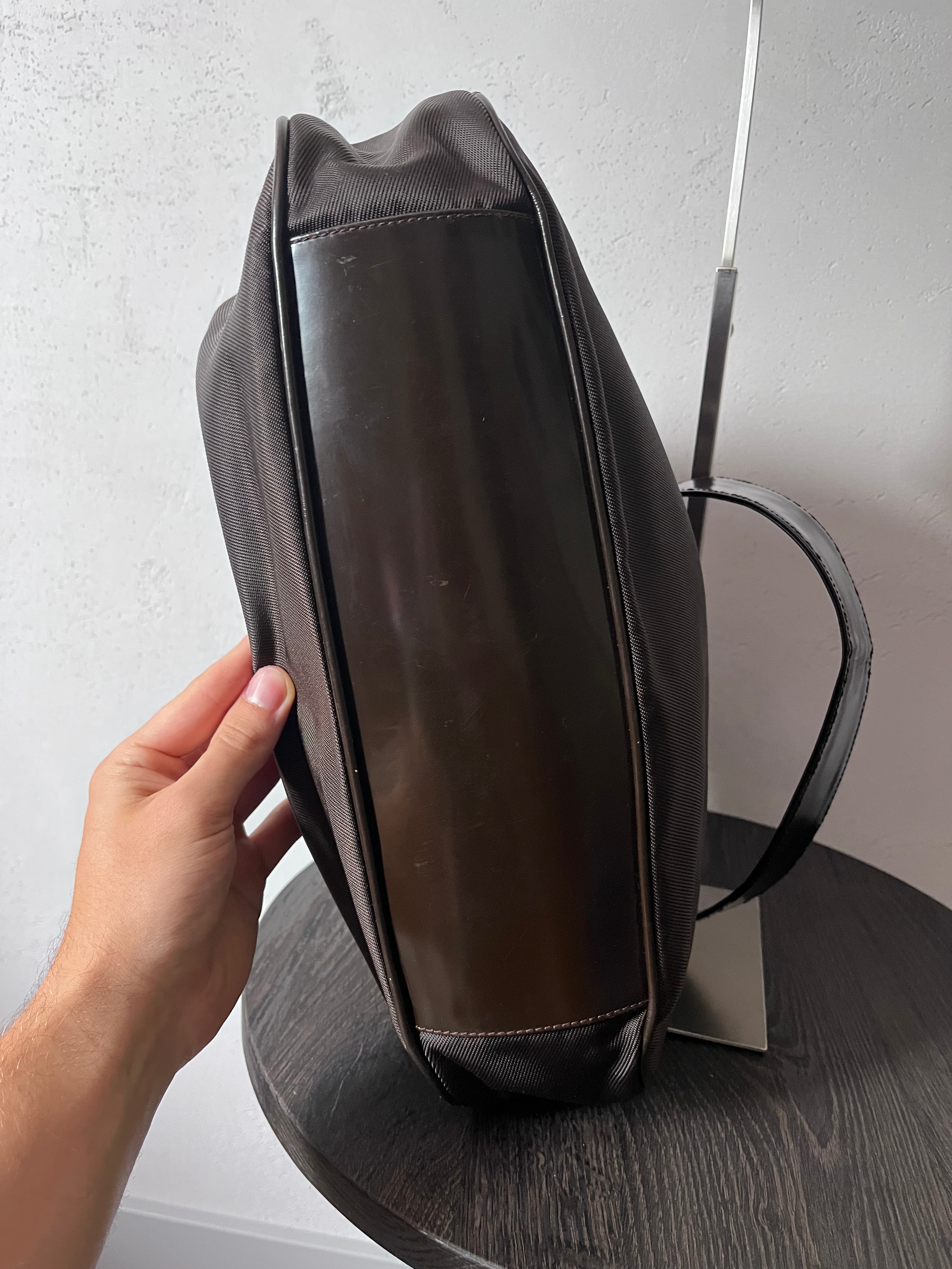 Gucci Vintage Nylon Bamboo Shoulder Bag Black / Chocolate