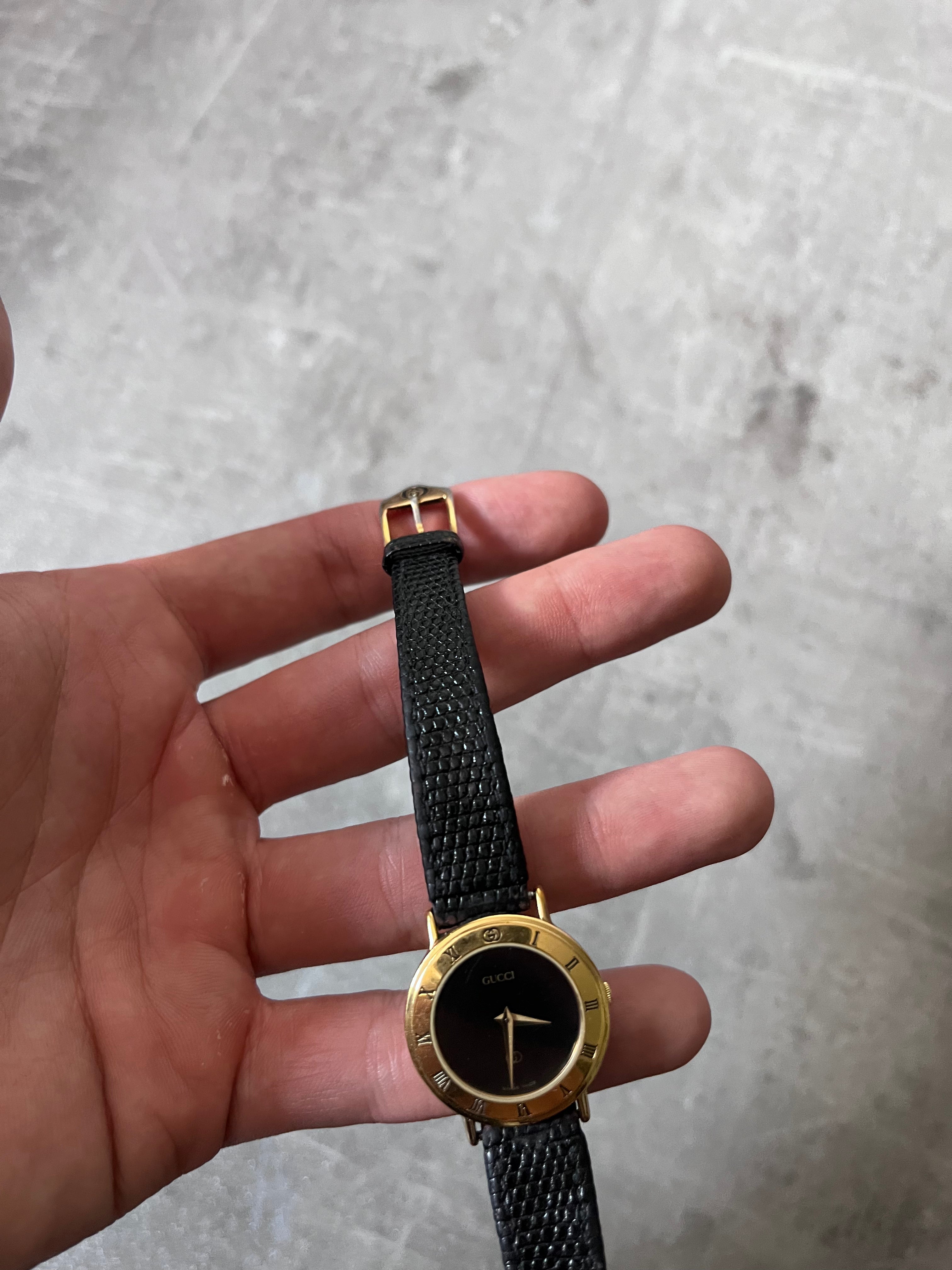 Gucci Vintage 3000L Gold Plated Leather Strap Watch Black Gold