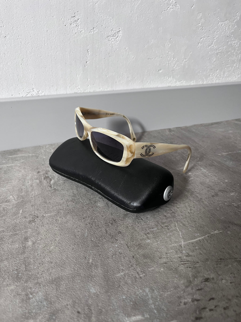 2000s Chanel Marble CC Logo Sunglasses Beige