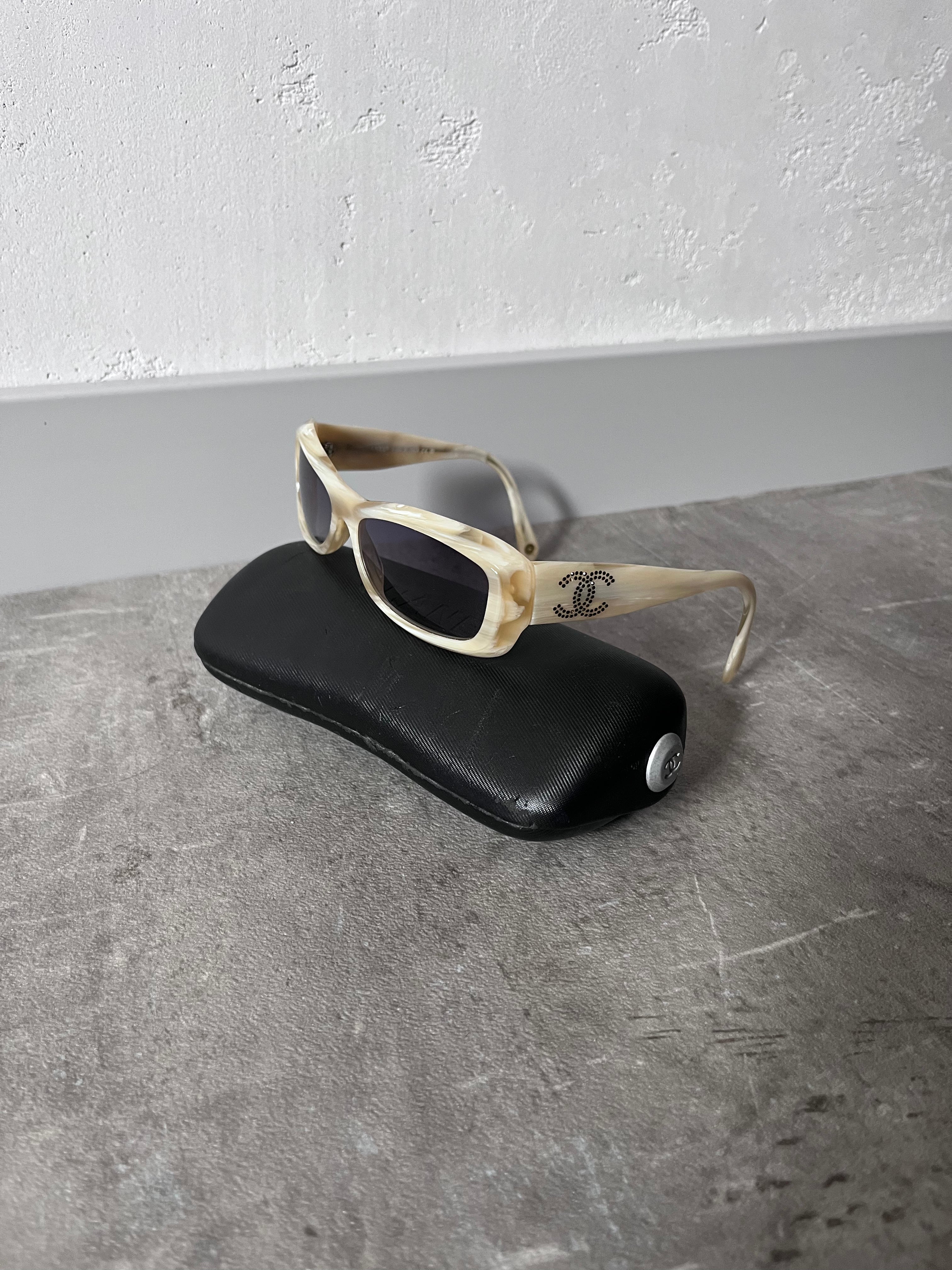 2000s Chanel Marble CC Logo Sunglasses Beige