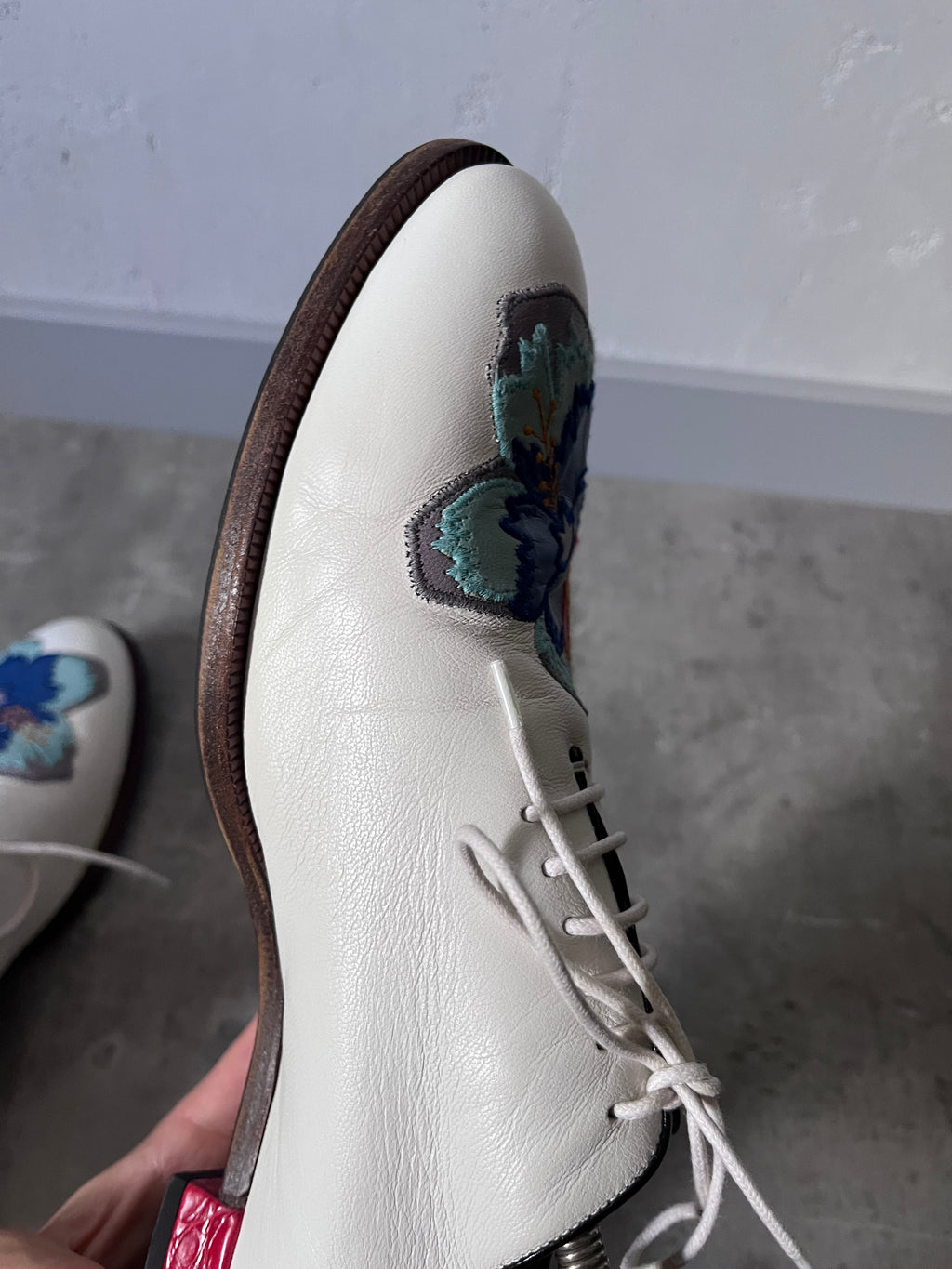 Gucci by Alessandro Michele Floral Formal Leather Shoes White Multicolor Men - 42