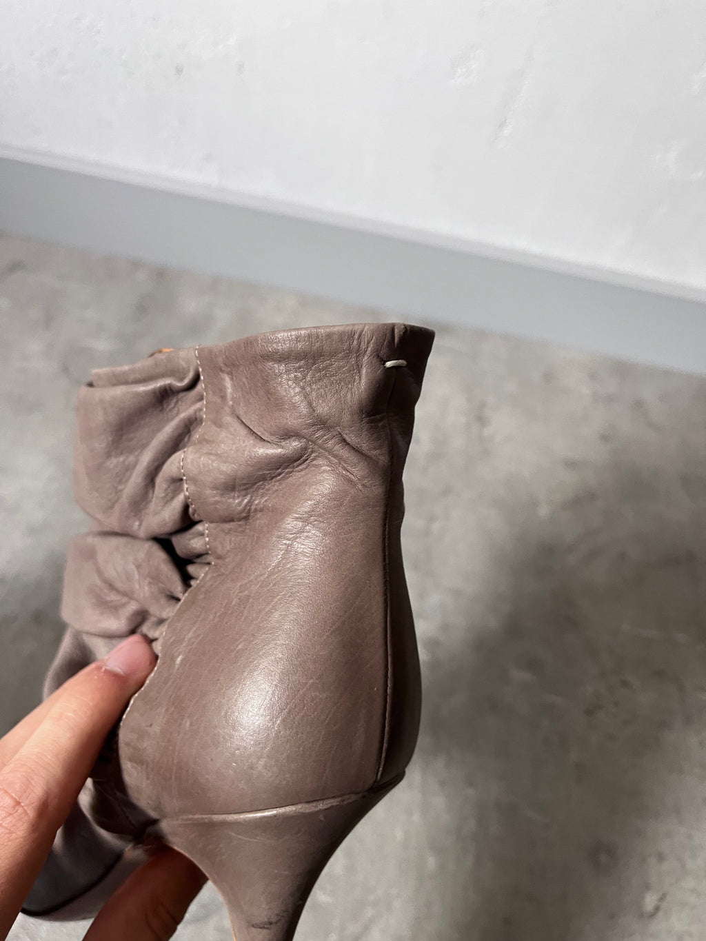 Maison Margiela Crinkle Leather Heels Beige Women - 39