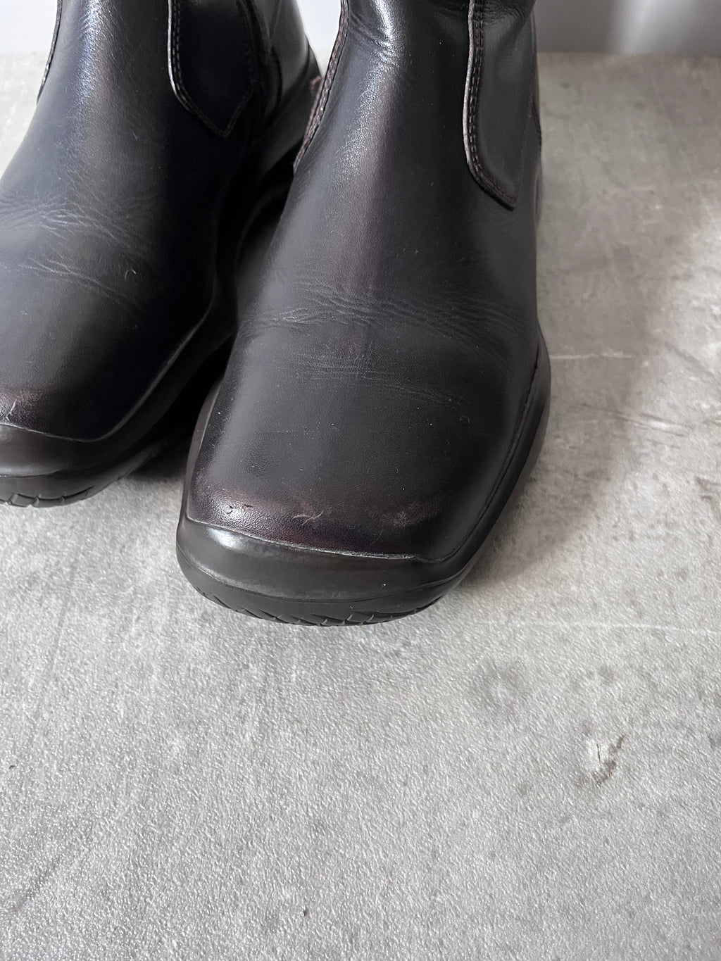 F/W 1999 Prada Ankle Leather Vibram Boots Black Men - 42