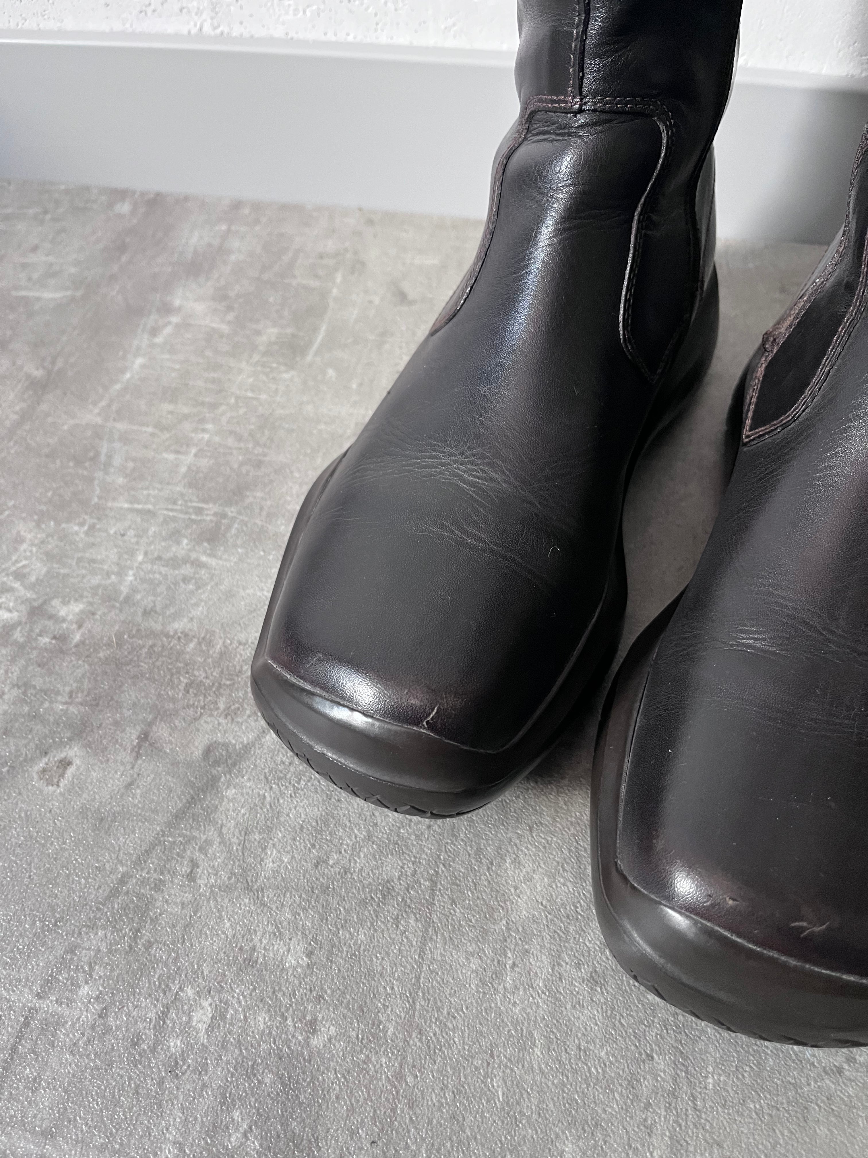 F/W 1999 Prada Ankle Leather Vibram Boots Black Men - 42