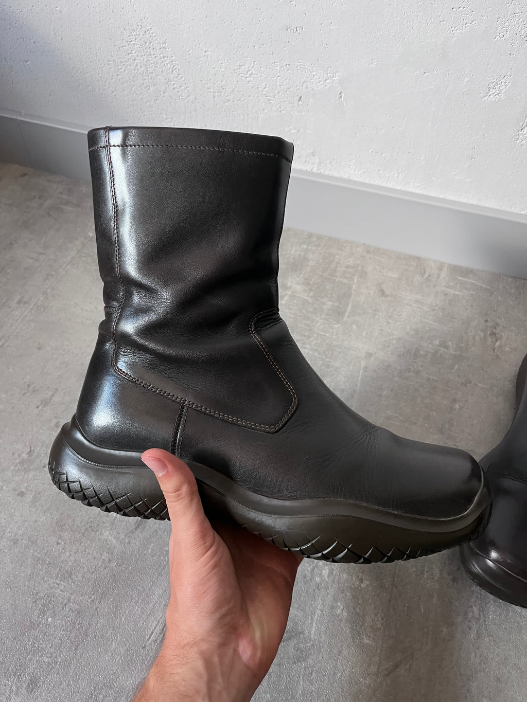 F/W 1999 Prada Ankle Leather Vibram Boots Black Men - 42