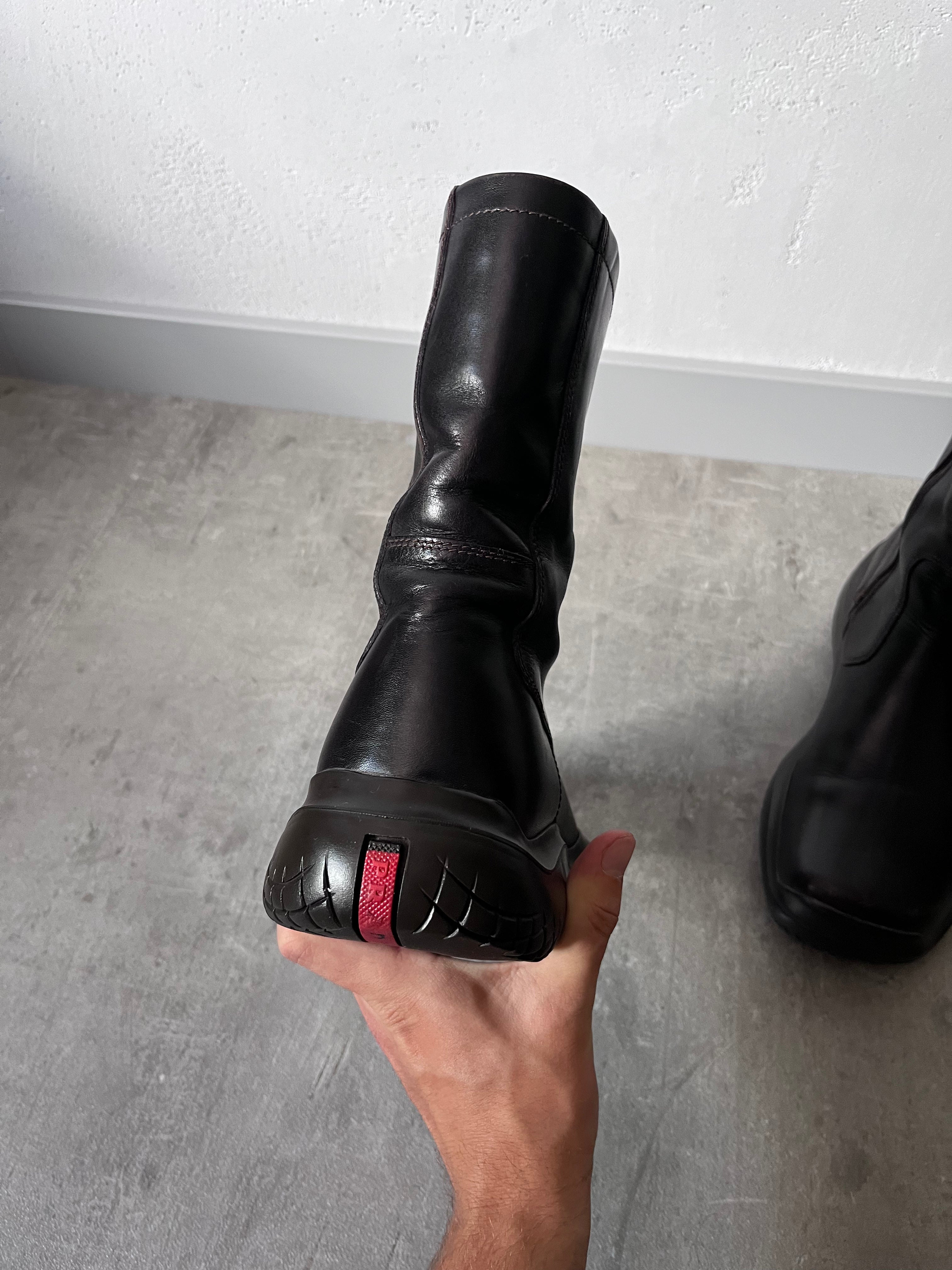 F/W 1999 Prada Ankle Leather Vibram Boots Black Men - 42