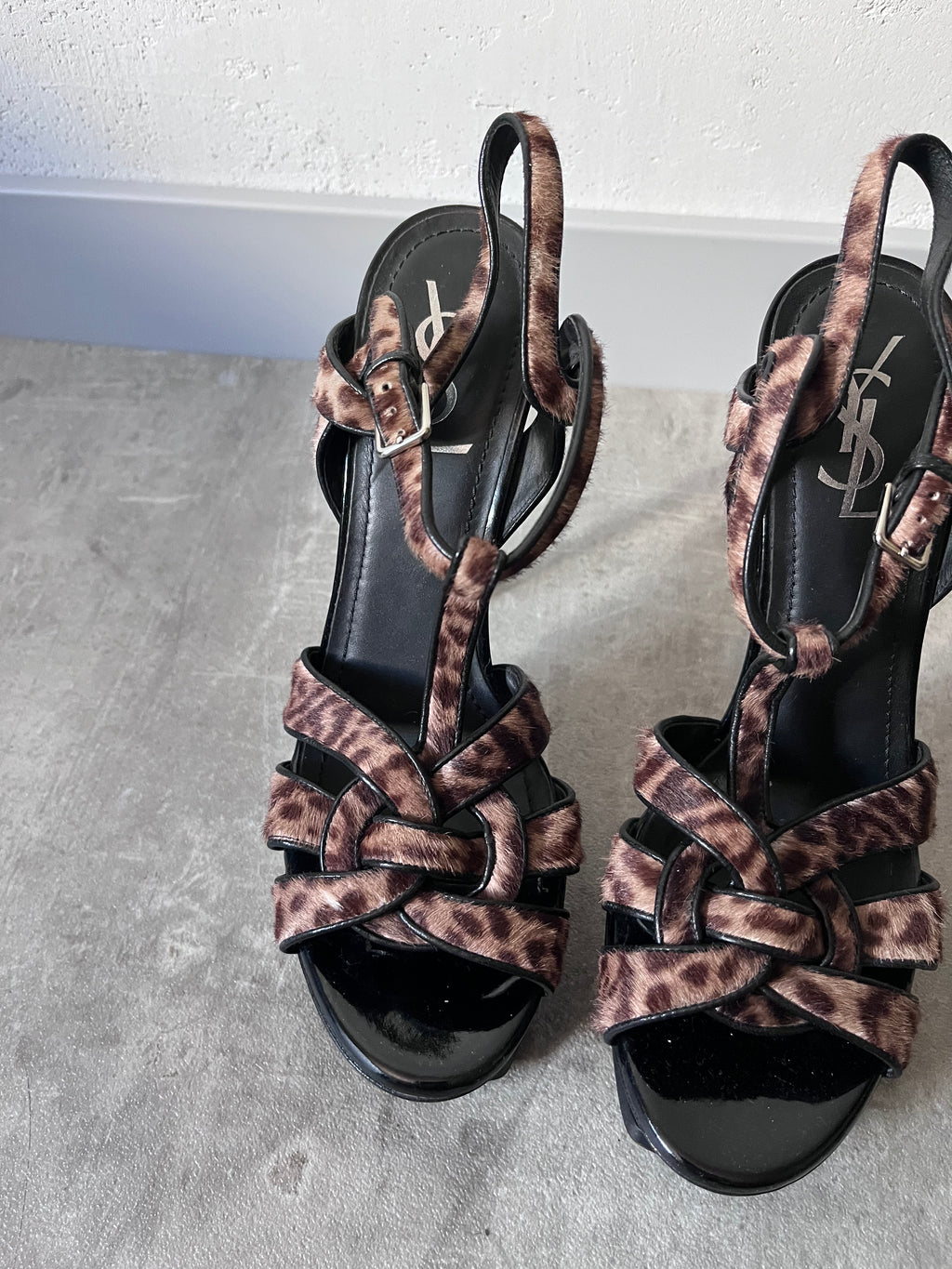 2000s Yves Saint Laurent Ponyhair Animal Print Heels Sandals - 39,5
