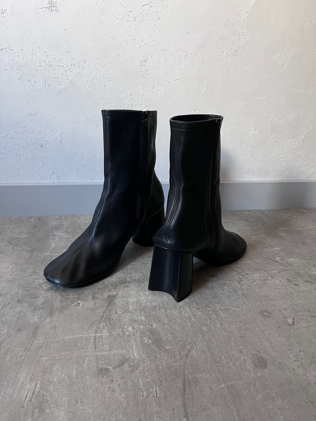 F/W 2022 Balenciaga Glove Leather Heel Boots Black Men - 42