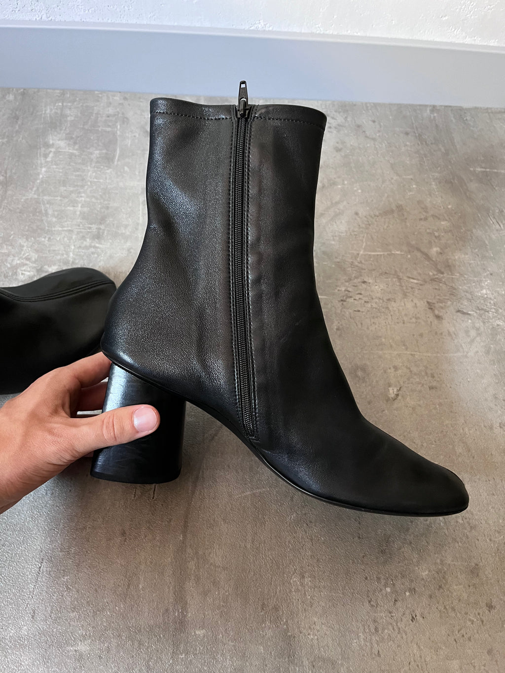 F/W 2022 Balenciaga Glove Leather Heel Boots Black Men - 42