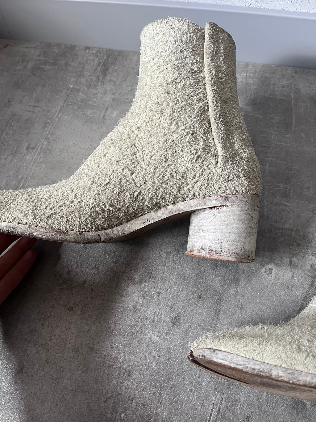 Maison Margiela Fur Look Like Tabi Leather Heel Boots Beige Men - 43
