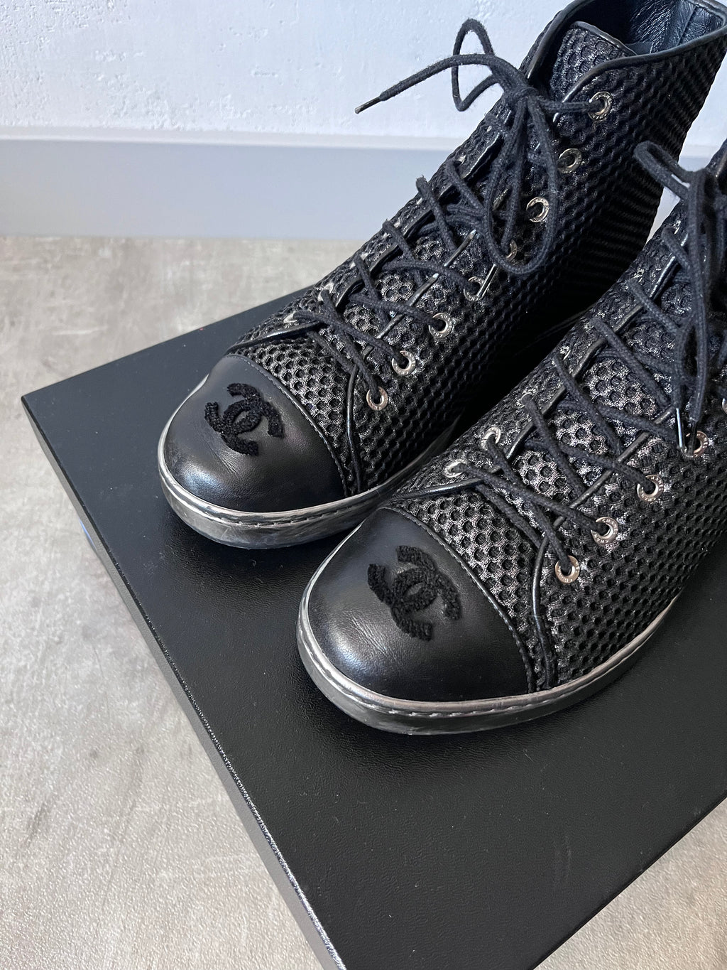 2016 Chanel Mesh Leather High Top Shoes Black Women - 39