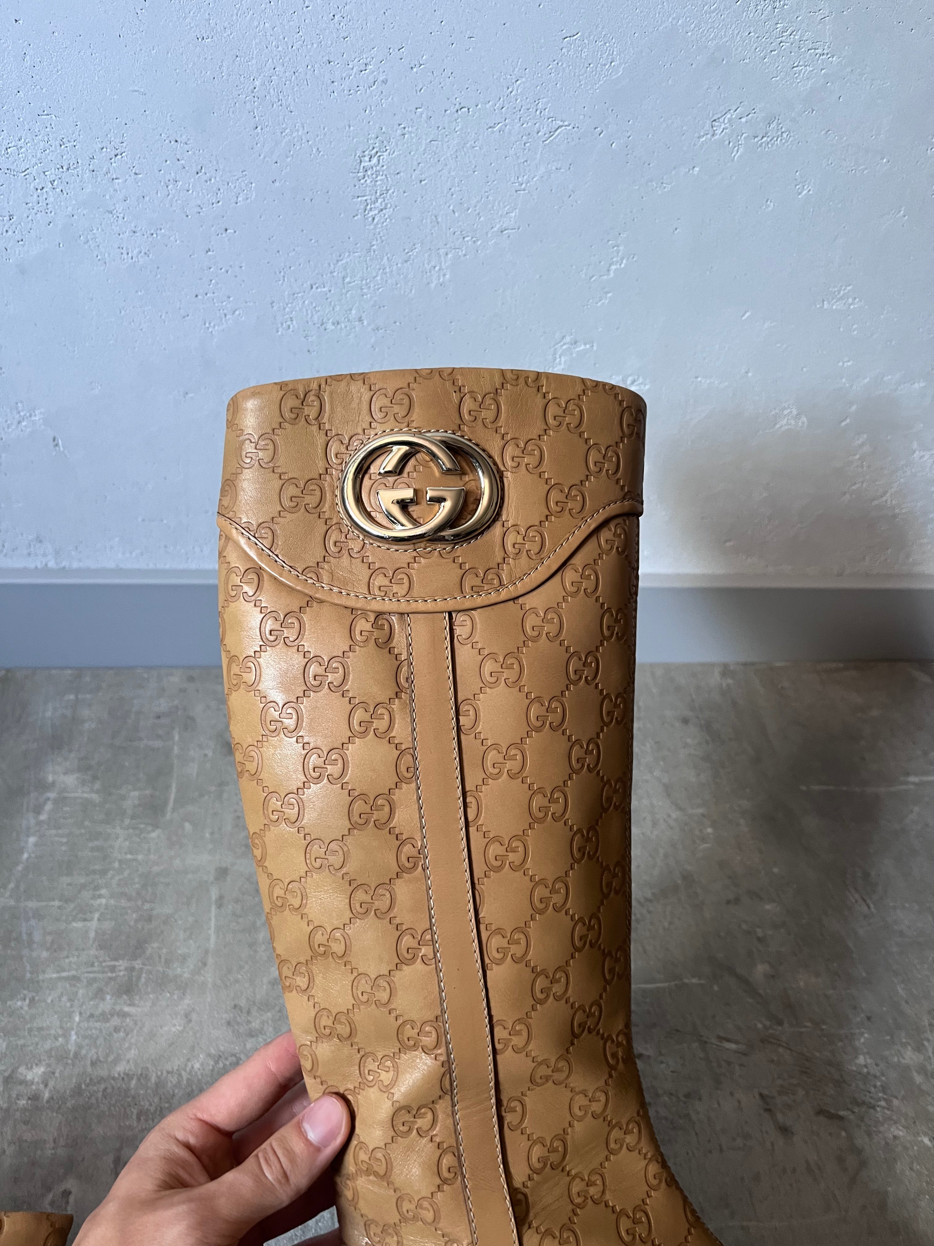 2000s Gucci GG Monogram Big Logo Leather Boots Beige Women - 38