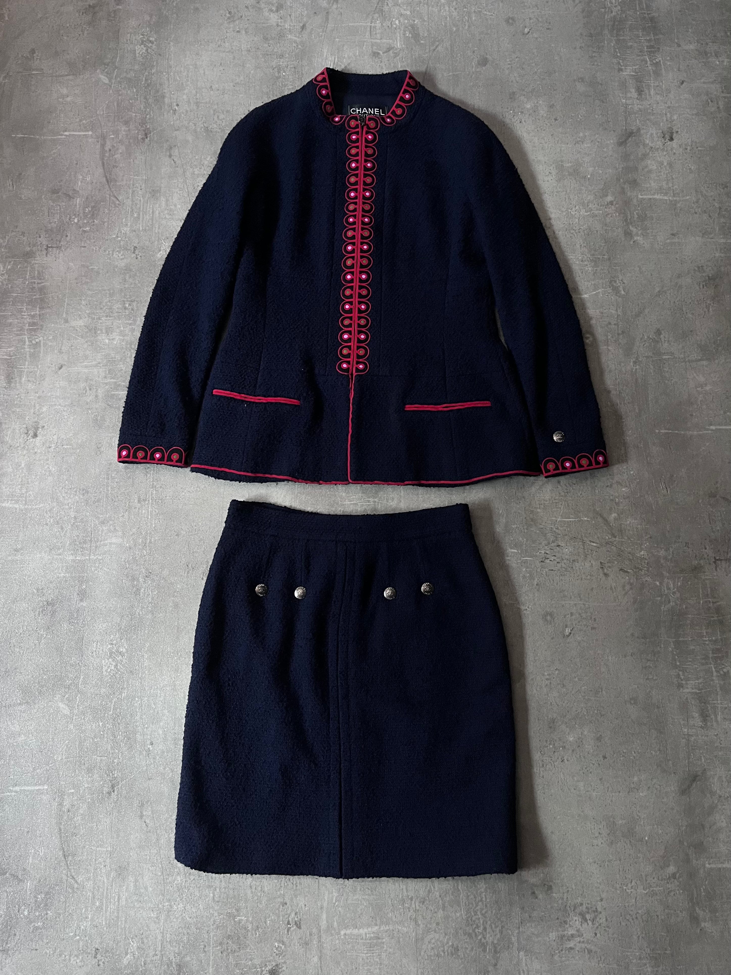 F/W 1997 Chanel Suit Set Worn by Karen Elson Full Runway Look Wool Silk Navy Red Women - M