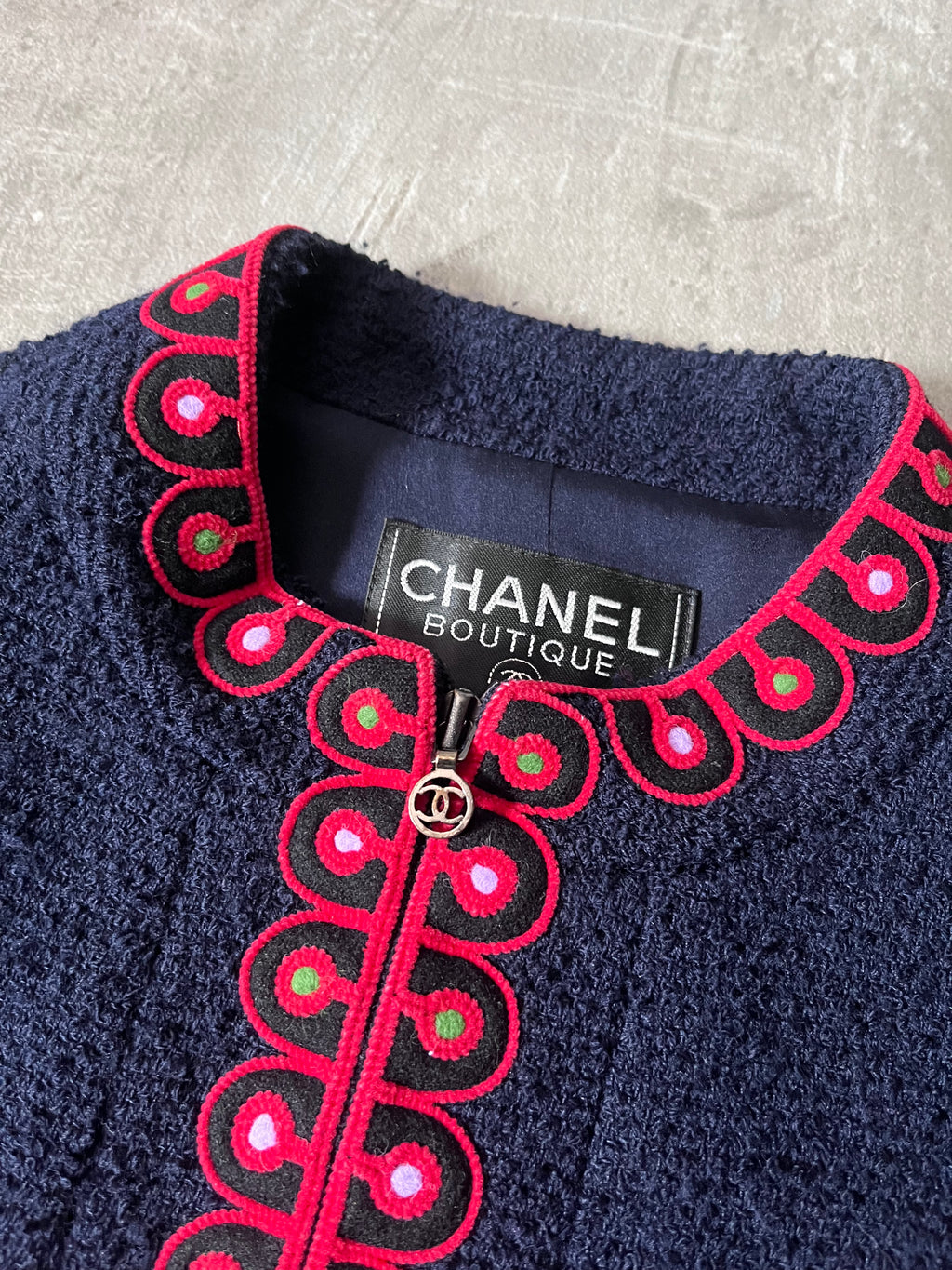 F/W 1997 Chanel Suit Set Worn by Karen Elson Full Runway Look Wool Silk Navy Red Women - M
