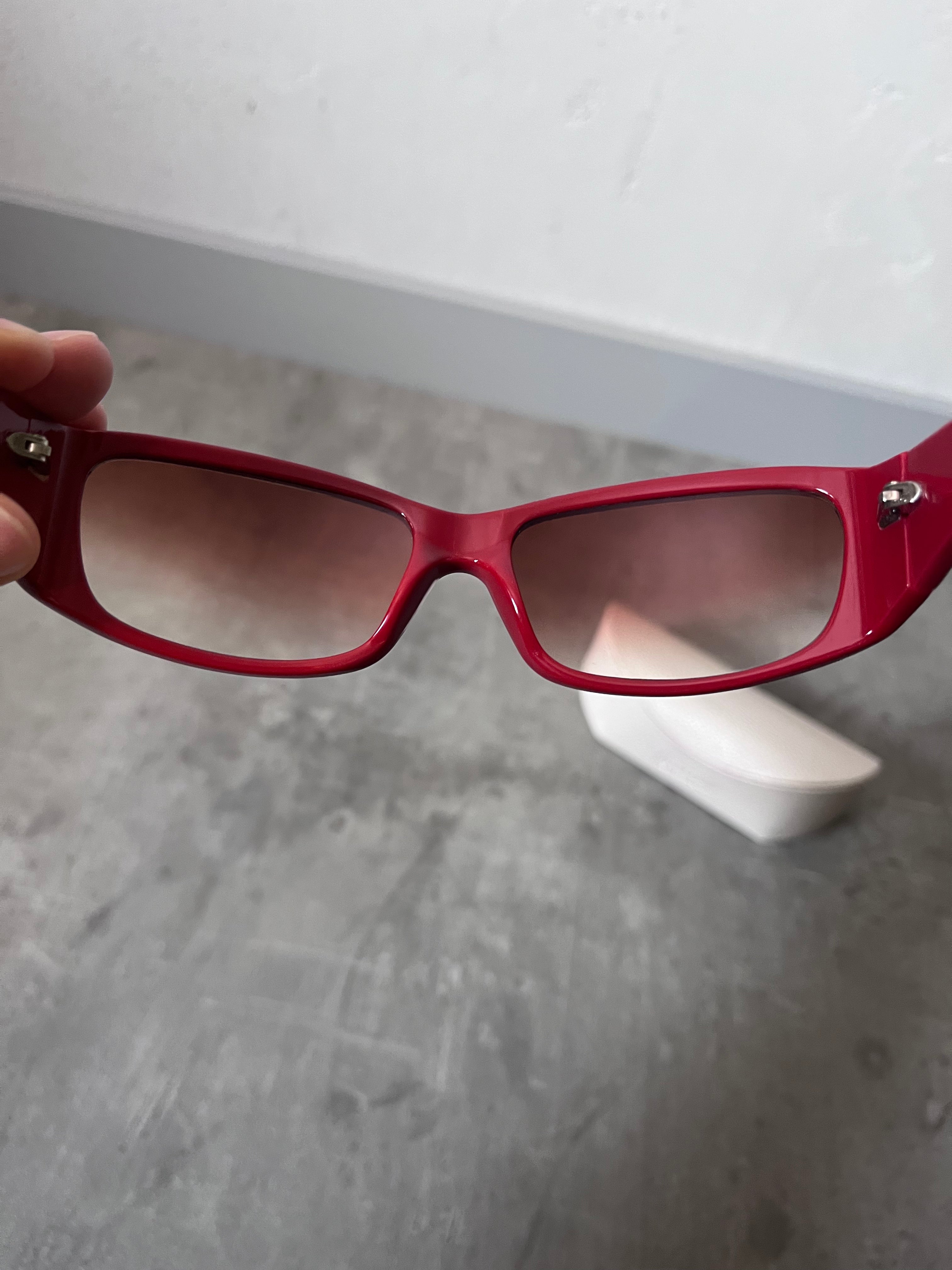 2000s Jean Paul Gaultier SJP500 Hawaiian Print Sunglasses Red Unisex