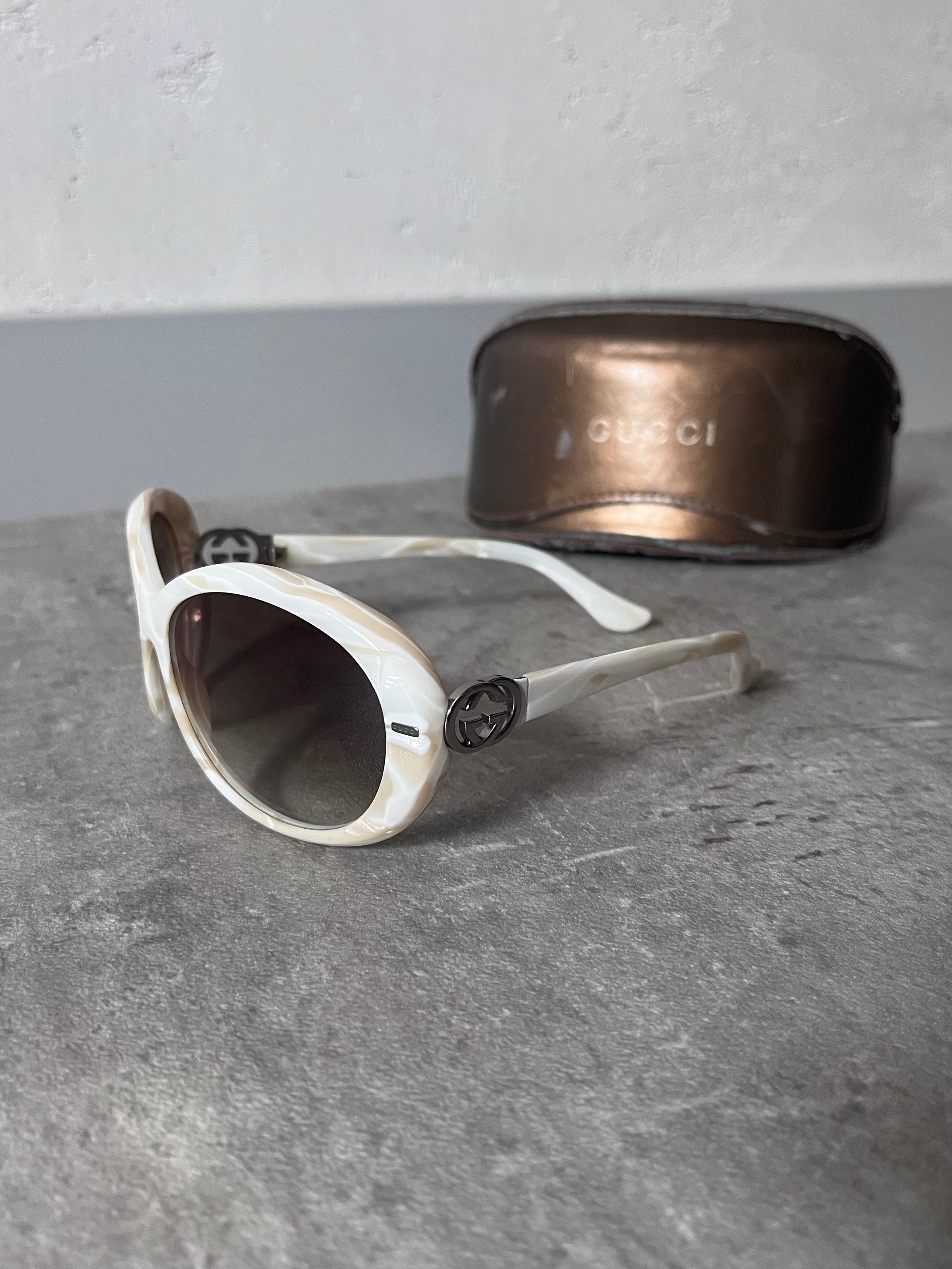Gucci GG 2988/S Side Silver Logo Marble Sunglasses Beige White Women
