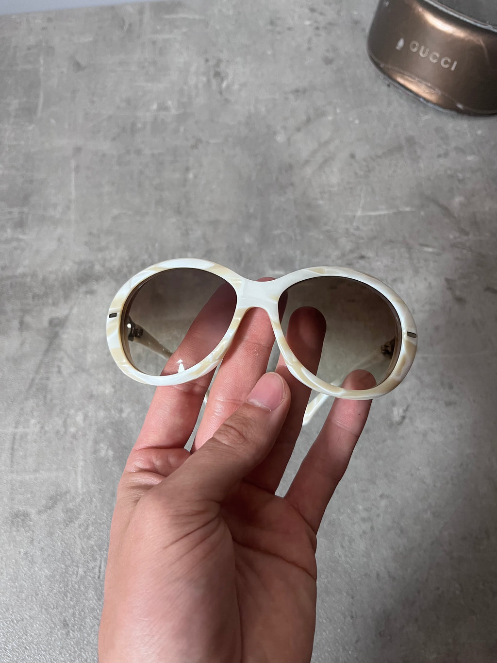 Gucci GG 2988/S Side Silver Logo Marble Sunglasses Beige White Women