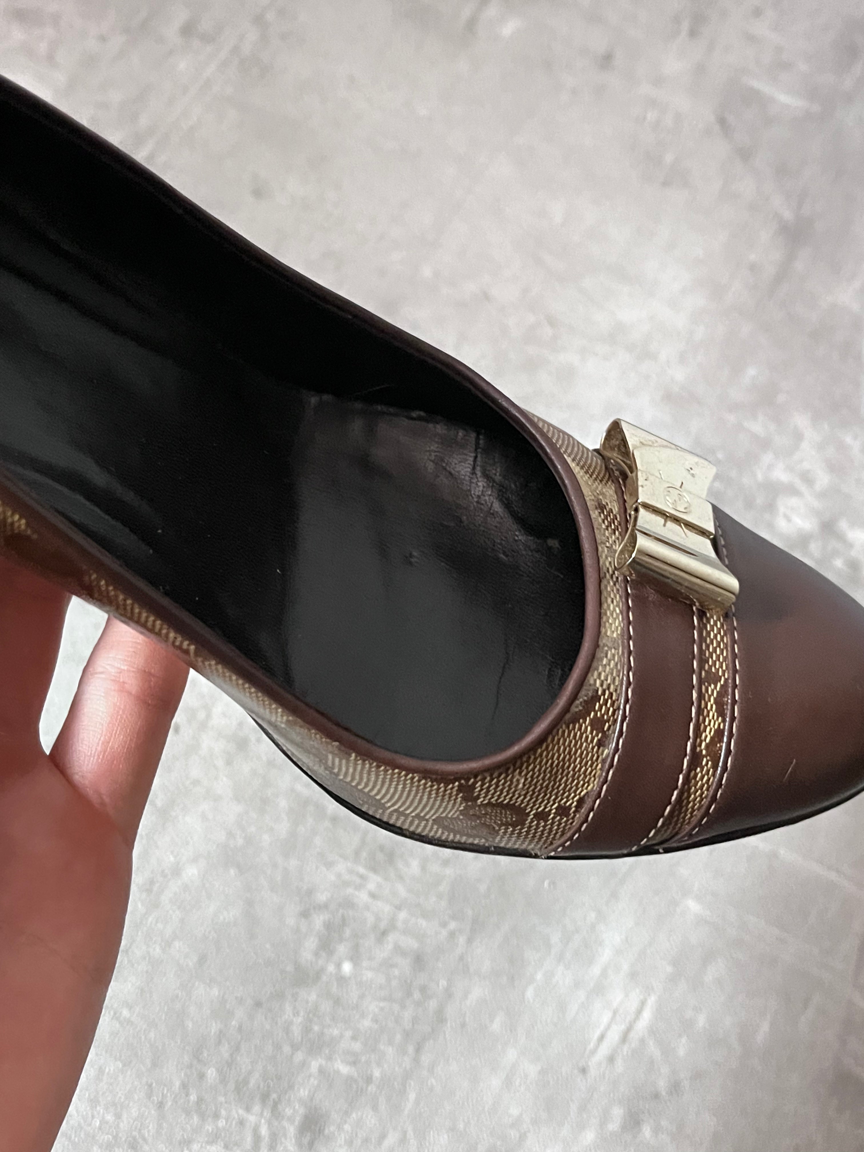 F/W 2004 Gucci by Tom Ford Monogram Leather Bow Heels Brown Beige Women - 38