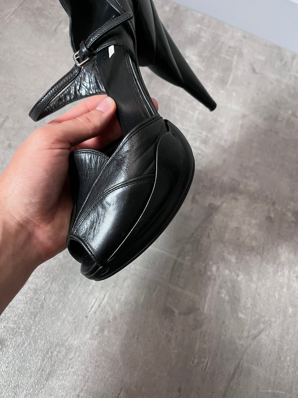 F/W 2008 Miu Miu Leather Sculpted Mary Jane Platform Pumps Heel Black Women - 37
