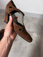 F/W 2001 Miu Miu Suede Cutout T-Strap Pumps Heels Brown Women - 36
