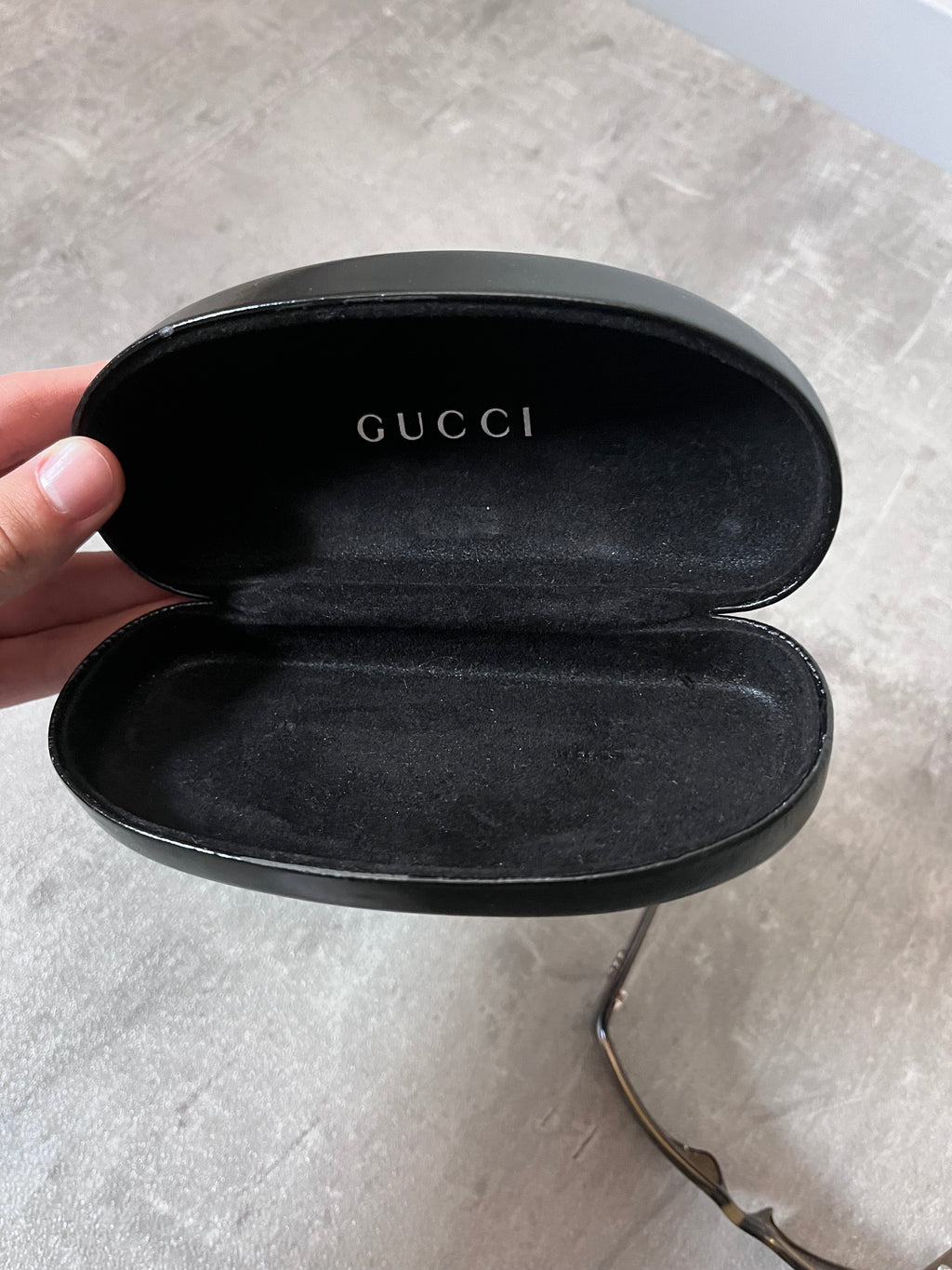 2000s Gucci GG 2493/S Side Logo Sunglasses Green Khaki Unisex