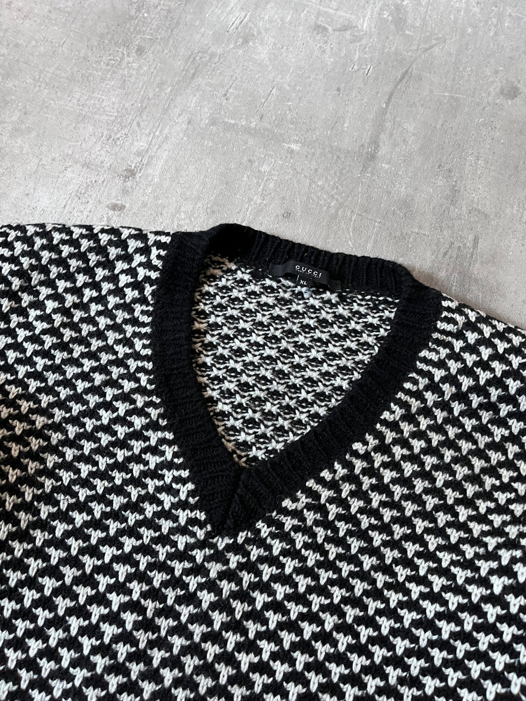Gucci Patterned V-Neck Merino Wool Sweater Black White Men - XL