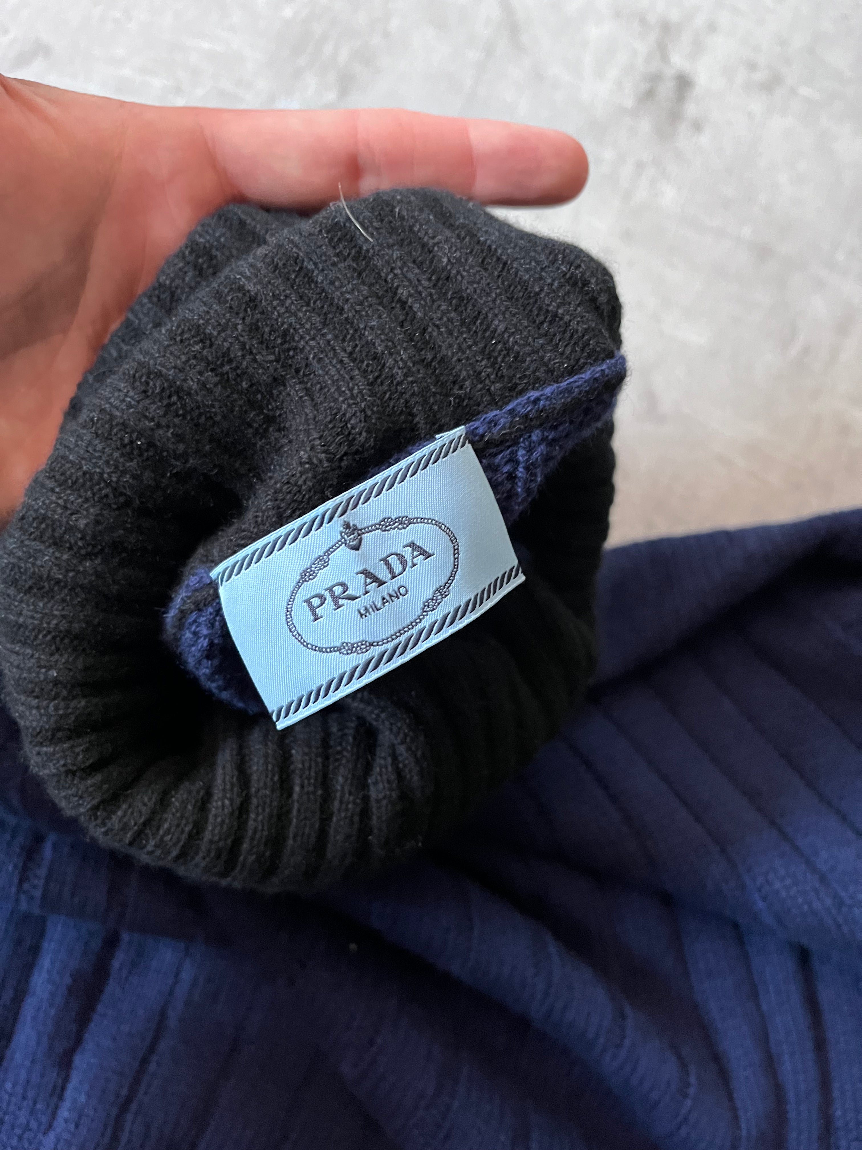 F/W 2018 Prada Ribbed Cashmere Turtleneck Sweater Navy Black Women - S