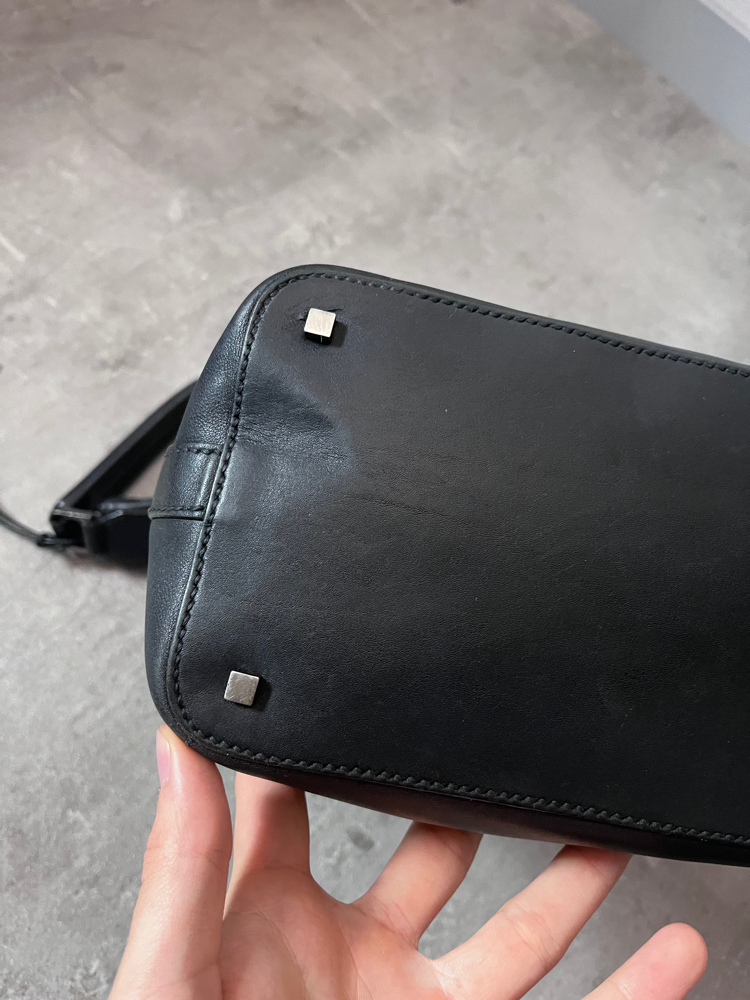Gucci Vintage Leather Hobo Small Shoulder Bag Black