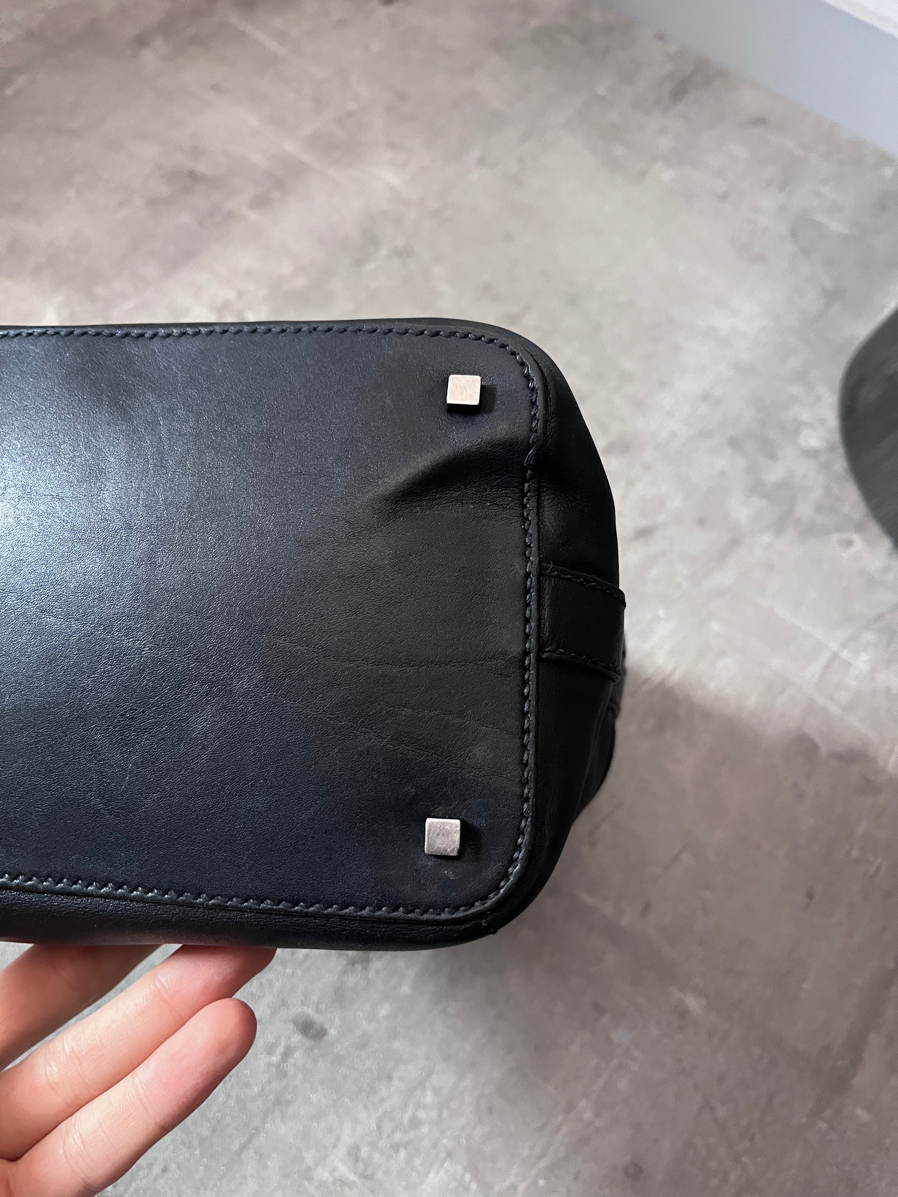 Gucci Vintage Leather Hobo Small Shoulder Bag Black