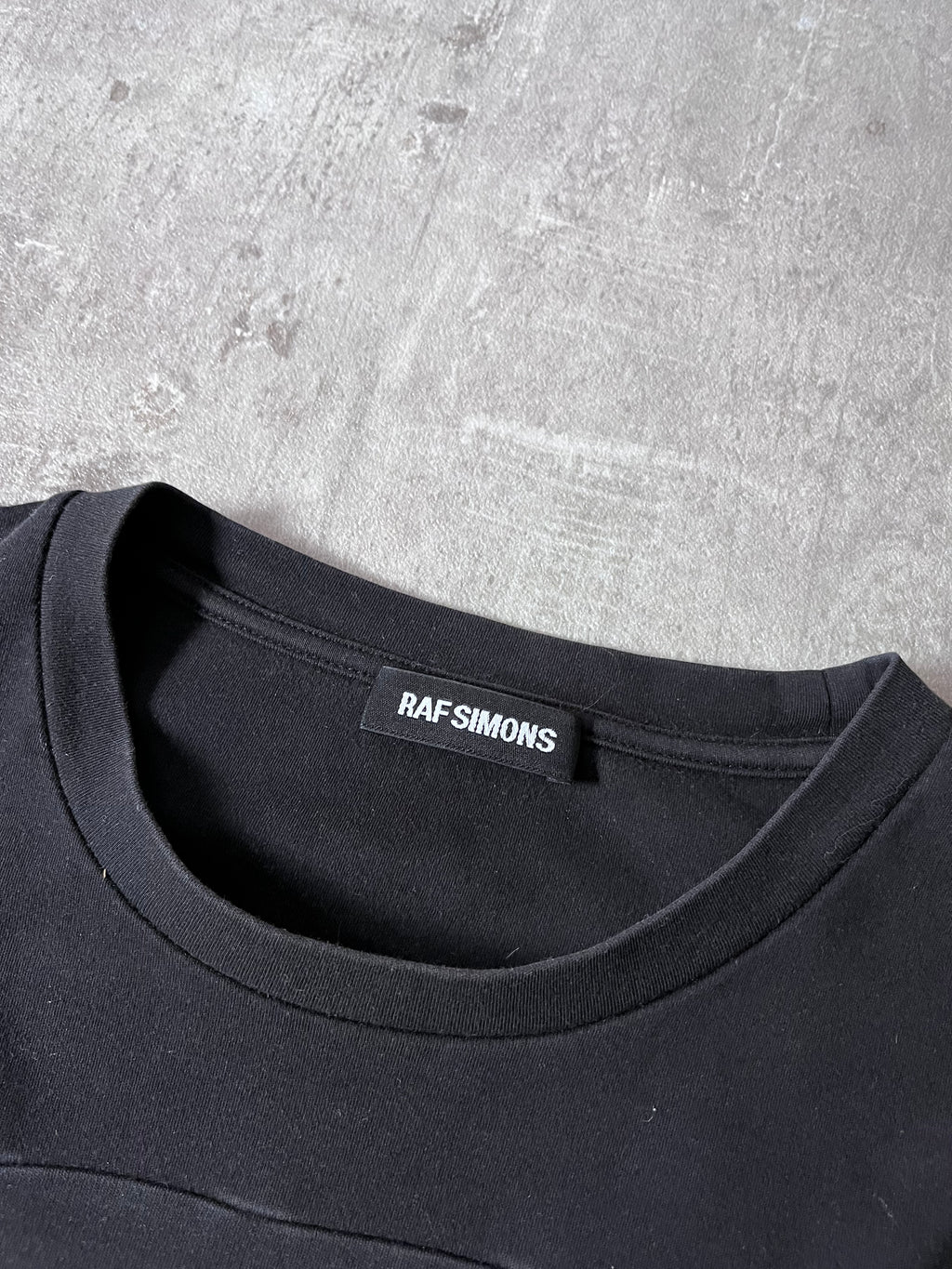 2000s Raf Simons Embroidered Small Logo T-shirt Black Men - L