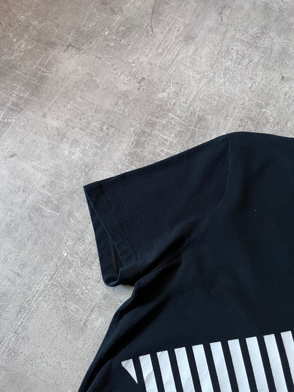 Gucci Vintage Triangle Graphic T-shirt Black Men - L