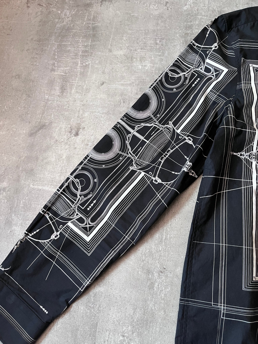 F/W 2016 Givenchy by Riccardo Tisci Cobra All Over Print Shirt Black Men -L