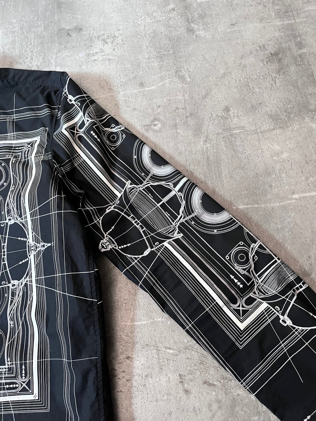 F/W 2016 Givenchy by Riccardo Tisci Cobra All Over Print Shirt Black Men -L
