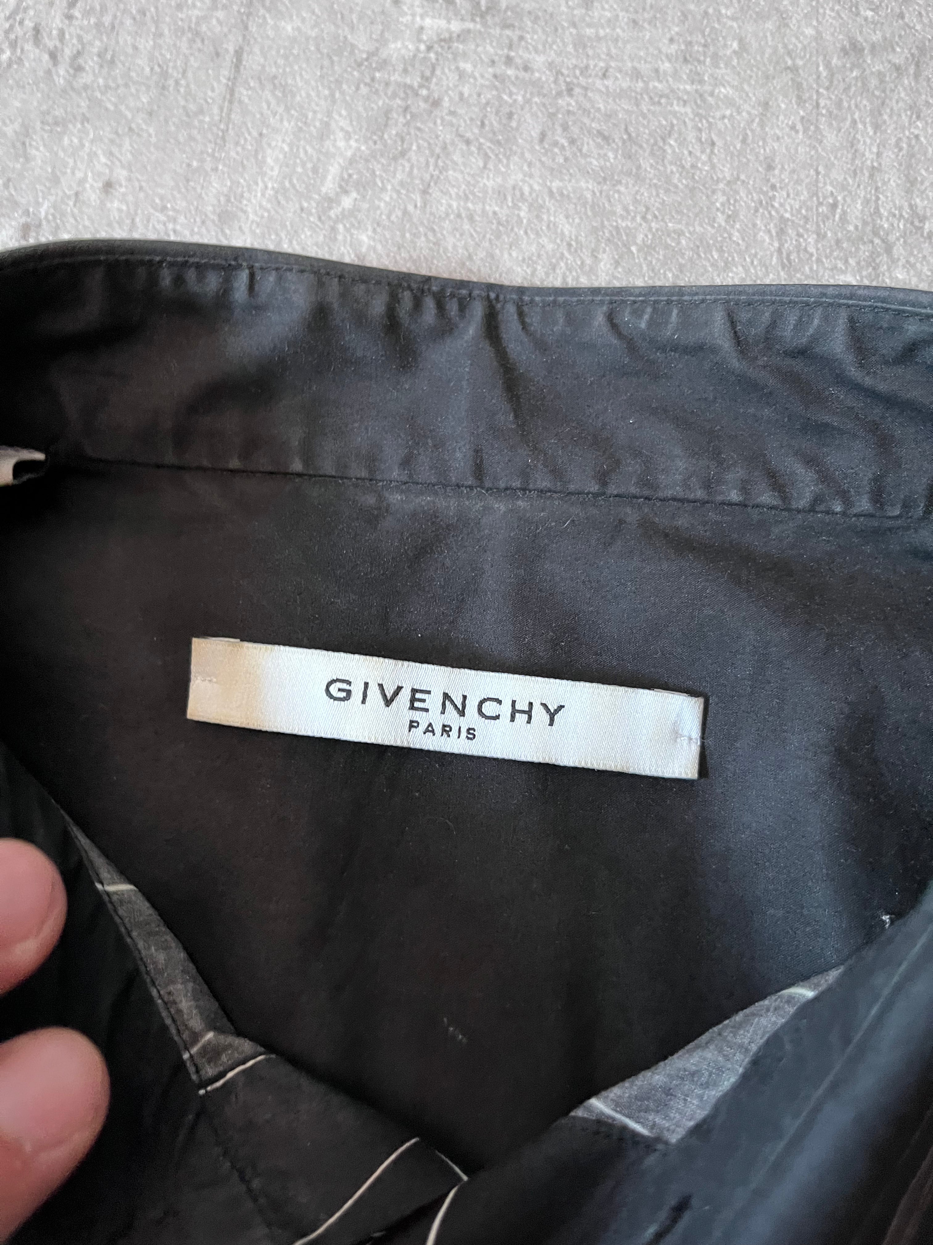 F/W 2016 Givenchy by Riccardo Tisci Cobra All Over Print Shirt Black Men -L