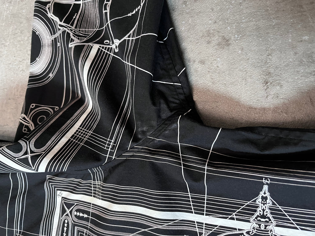 F/W 2016 Givenchy by Riccardo Tisci Cobra All Over Print Shirt Black Men -L