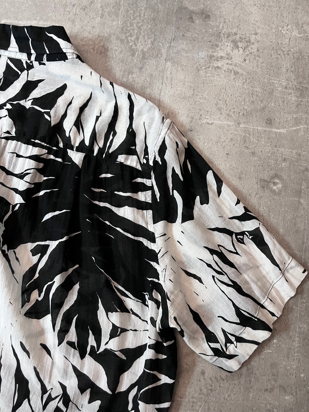 S/S 2016 Saint Laurent Paris Palm Tree Print Hawaiian Short Sleeve Shirt White Black Men - M