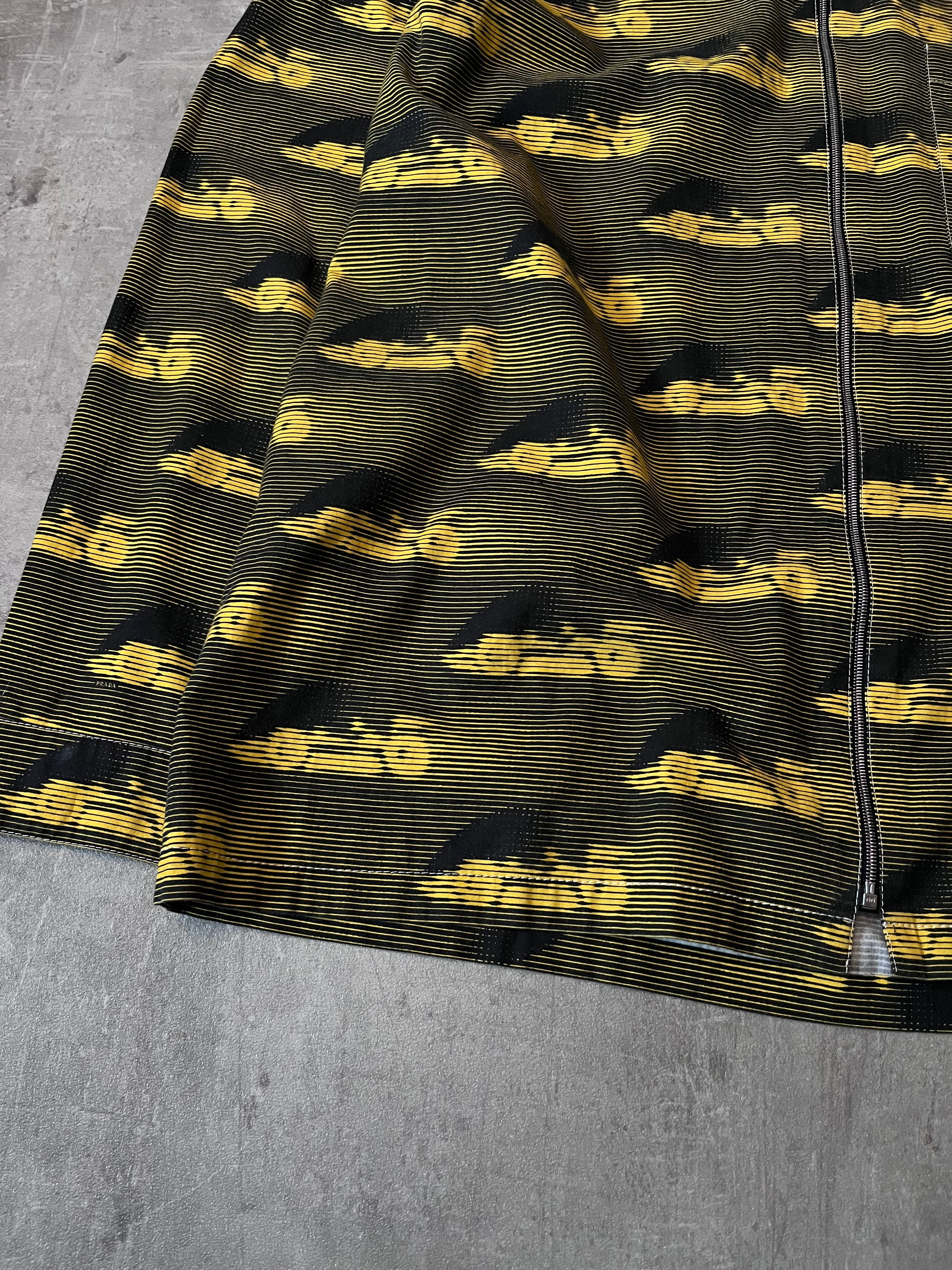 S/S 2015 Prada Racing All Over Print Light Jacket Zip Shirt Black Yellow Men - XL