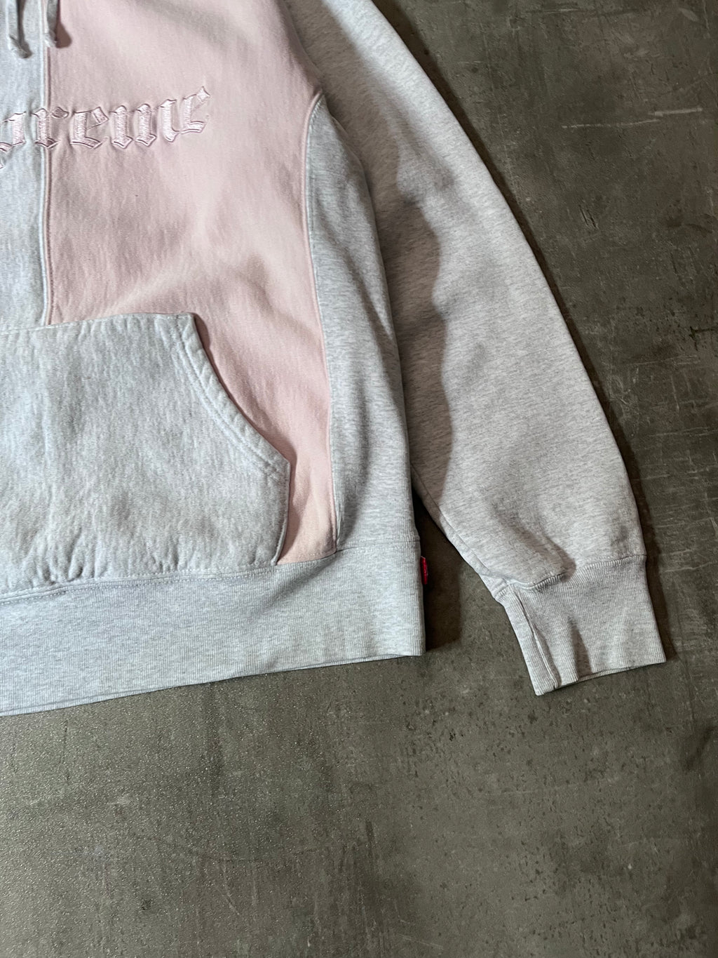F/W 2017 Supreme Split English Logo Hoodie Pink Grey Men - M