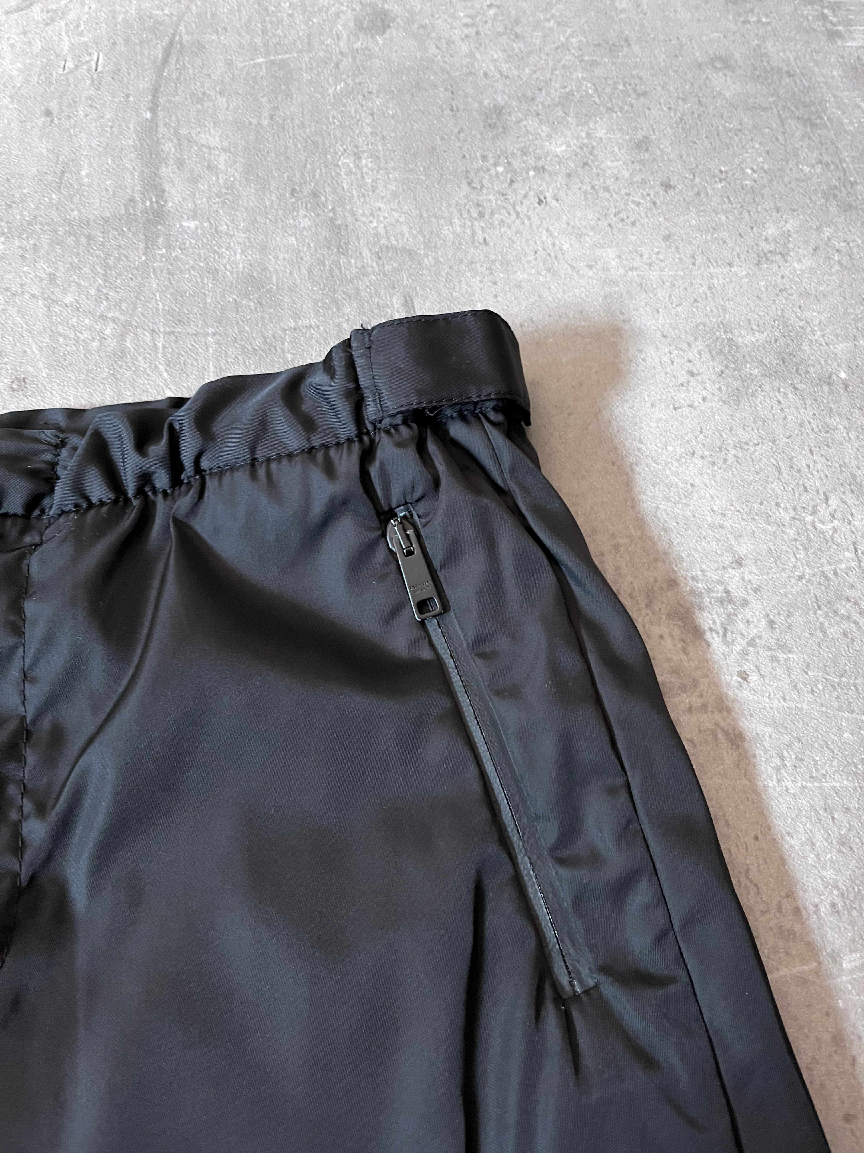 S/S 2018 Prada Gabardine Nylon Adjust Strap Track Pants Black Men - 30
