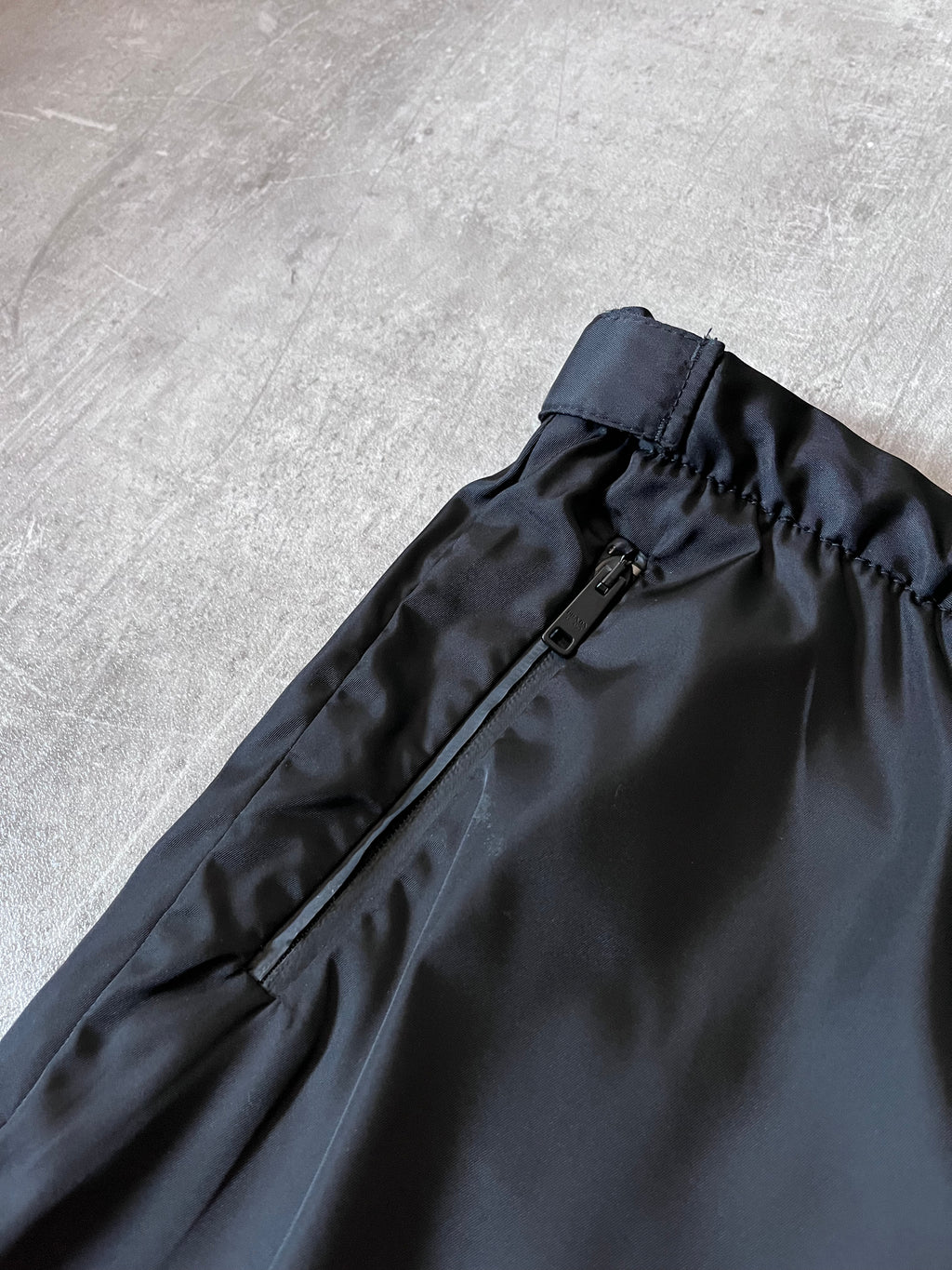 S/S 2018 Prada Gabardine Nylon Adjust Strap Track Pants Black Men - 30