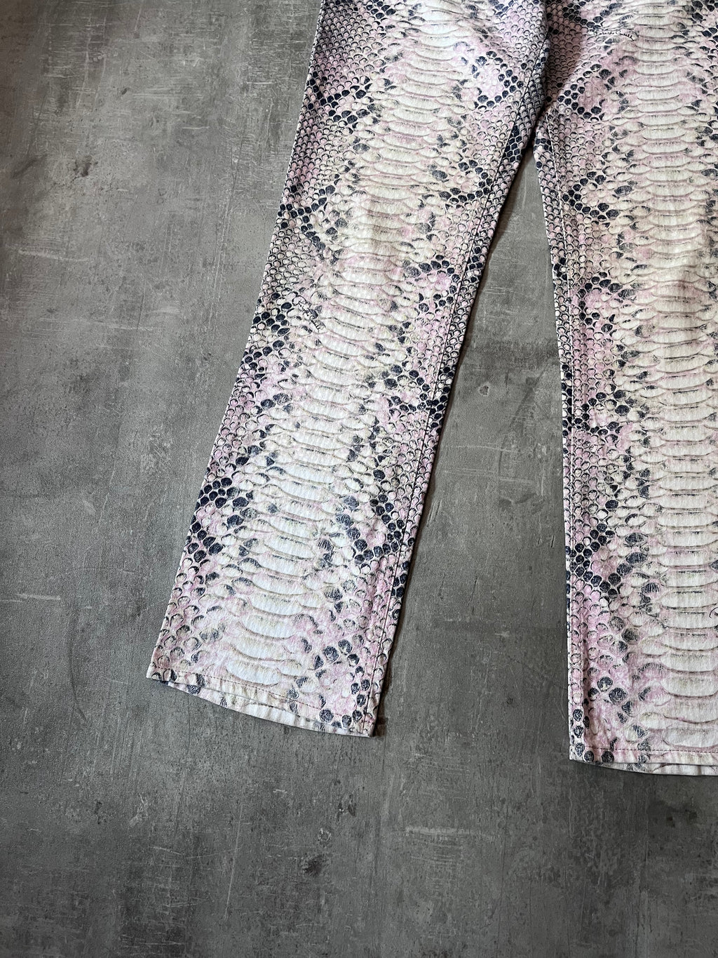 A/W 2002 Roberto Cavalli Python Effect Print Pants Beige Men - M
