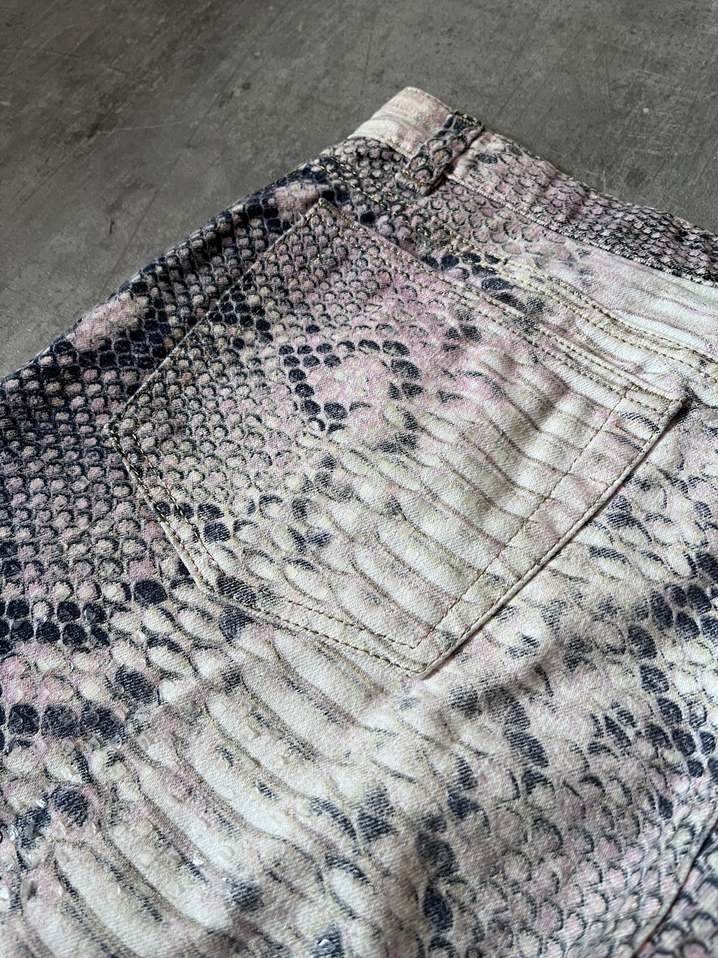 A/W 2002 Roberto Cavalli Python Effect Print Pants Beige Men - M